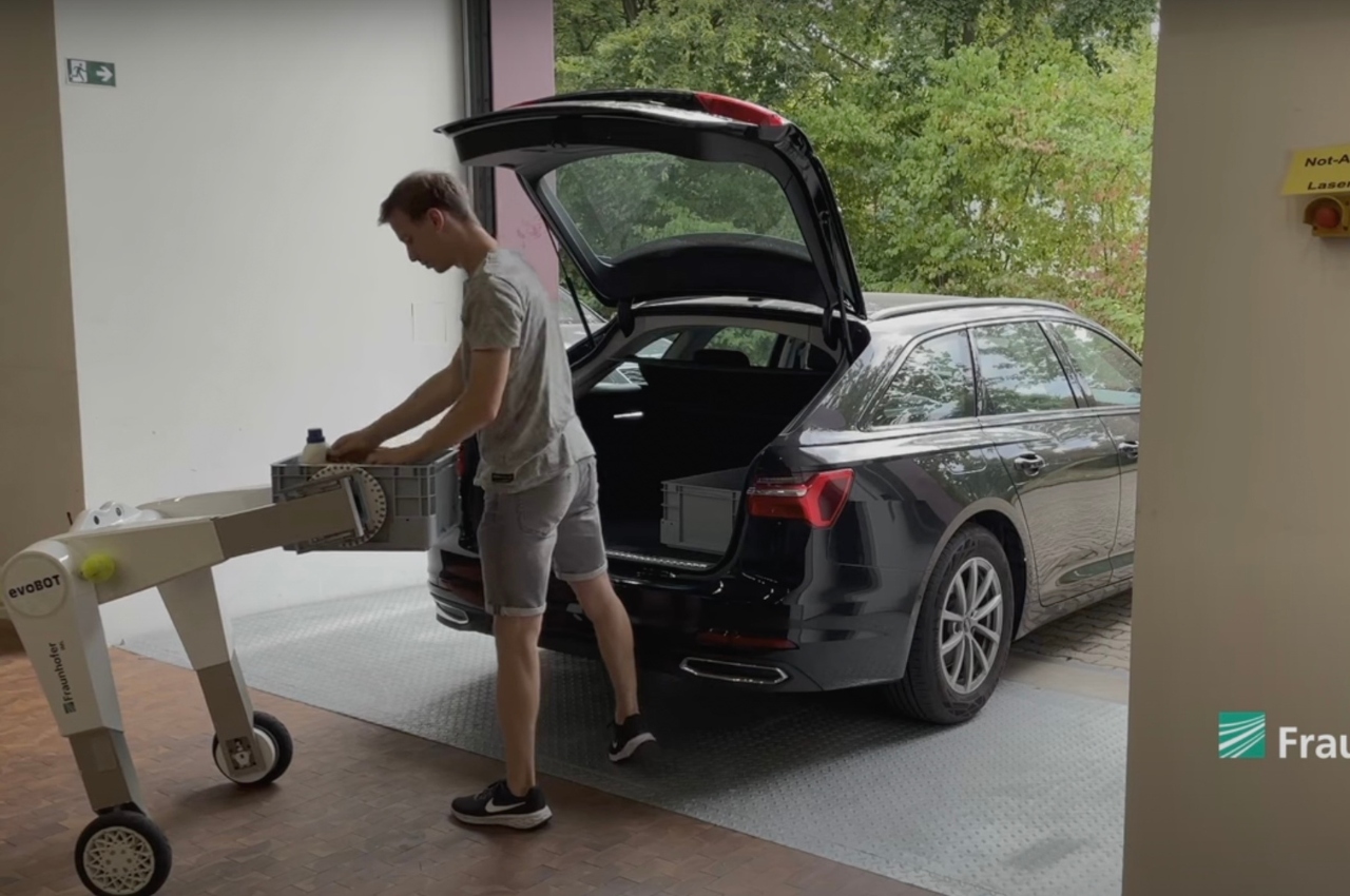 evoBO，robot，science and technology，innovate，Industrial robot，Two-wheeled robot，balance，