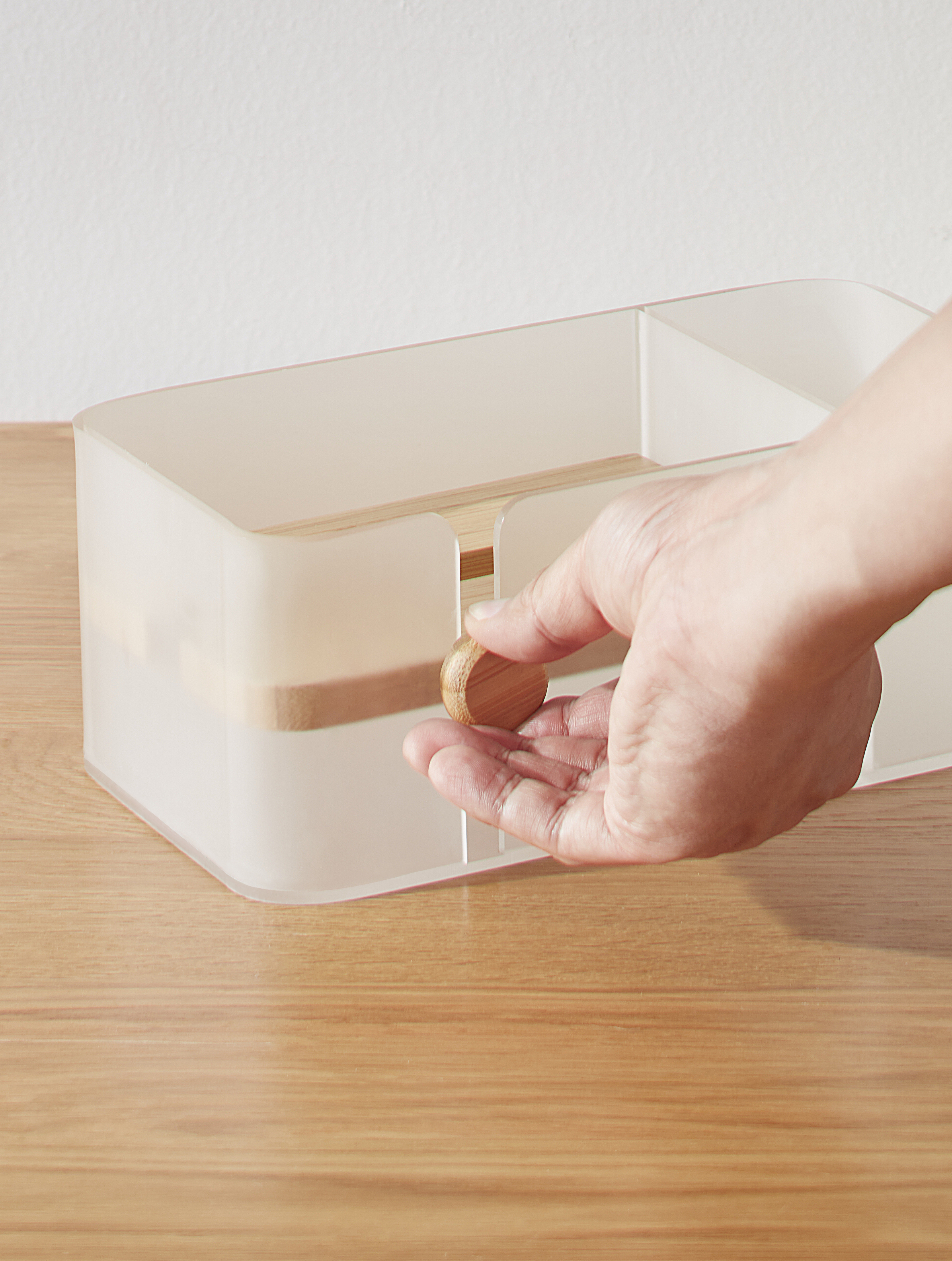 Settling tissue box，