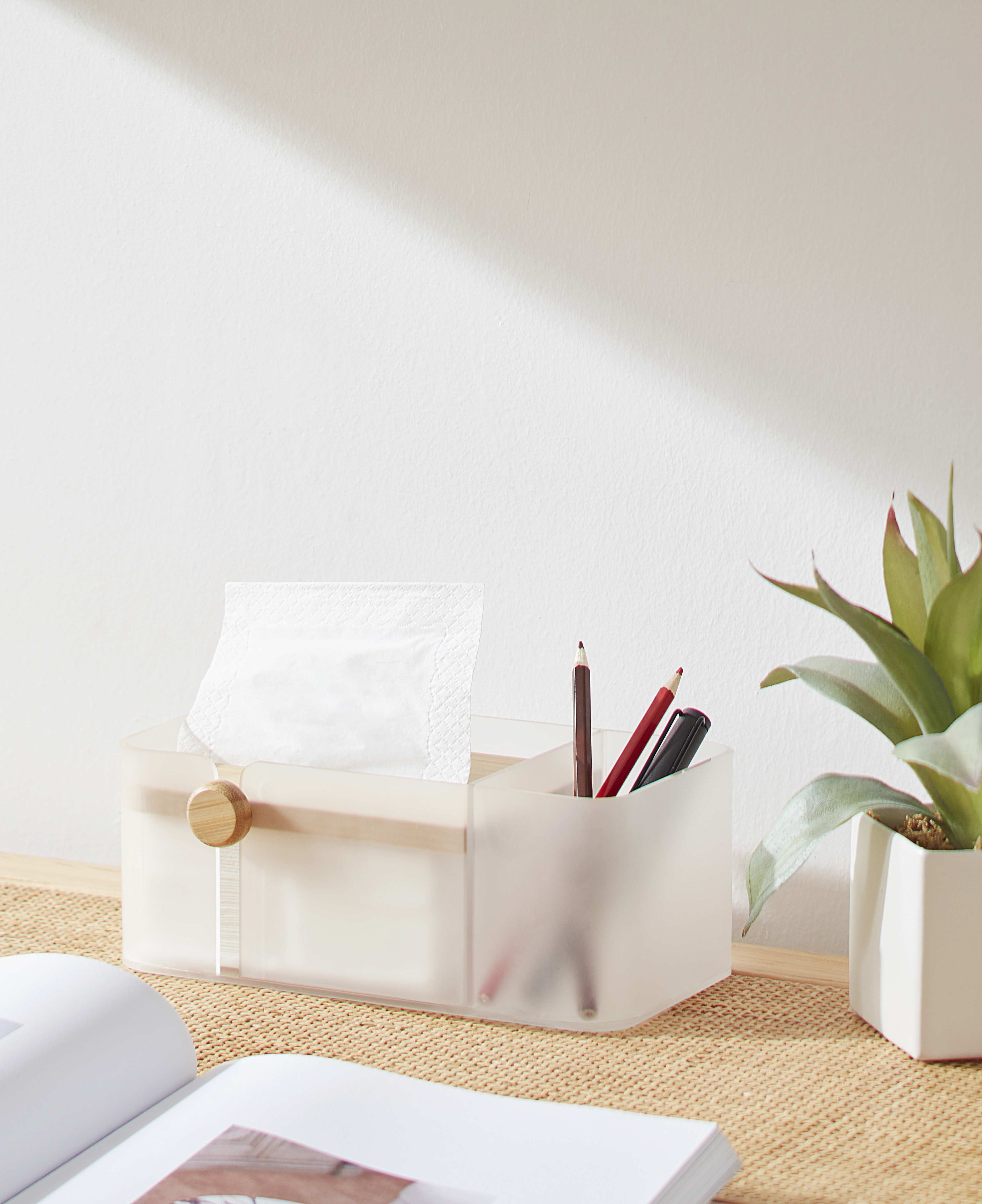 Settling tissue box，