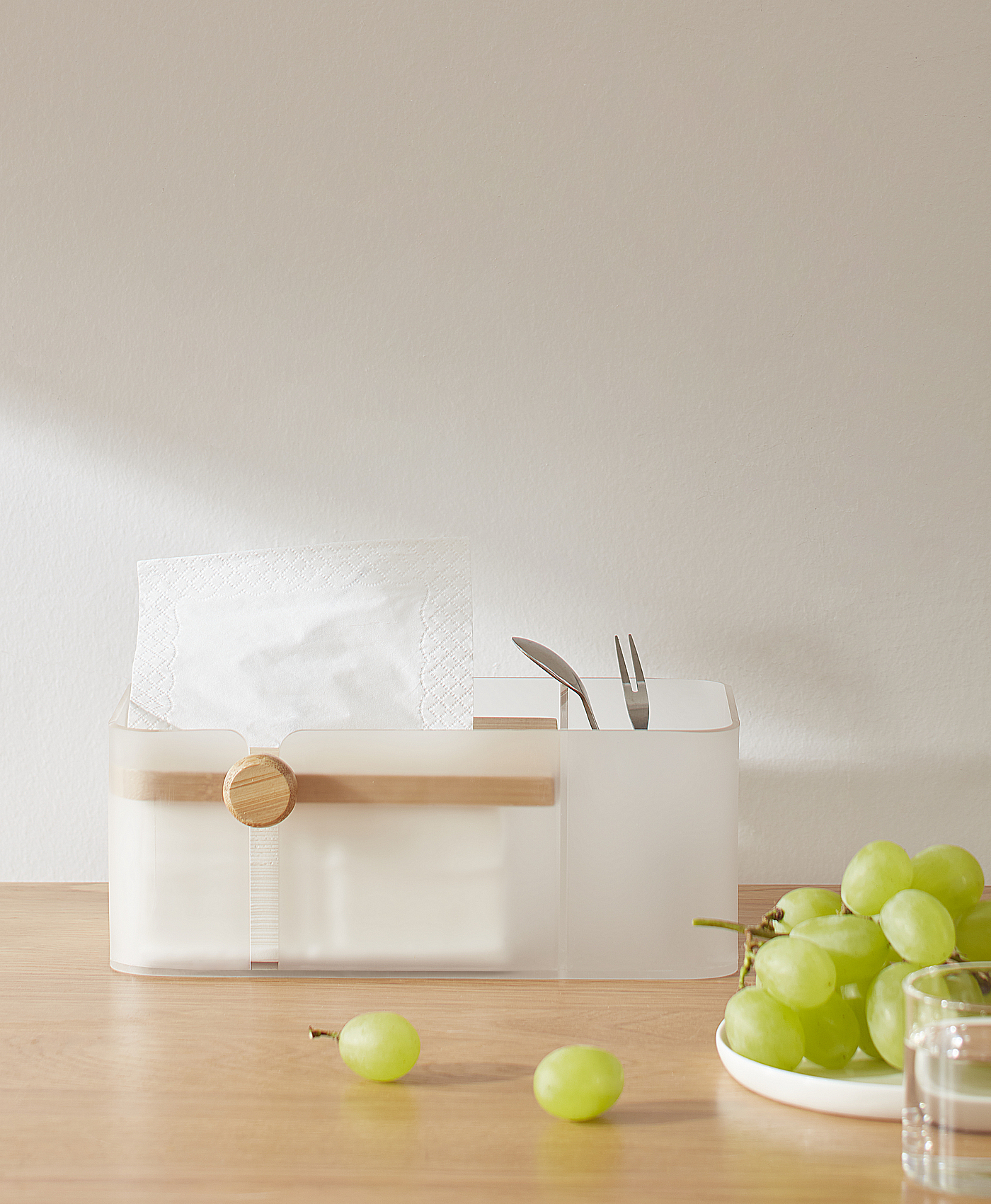 Settling tissue box，
