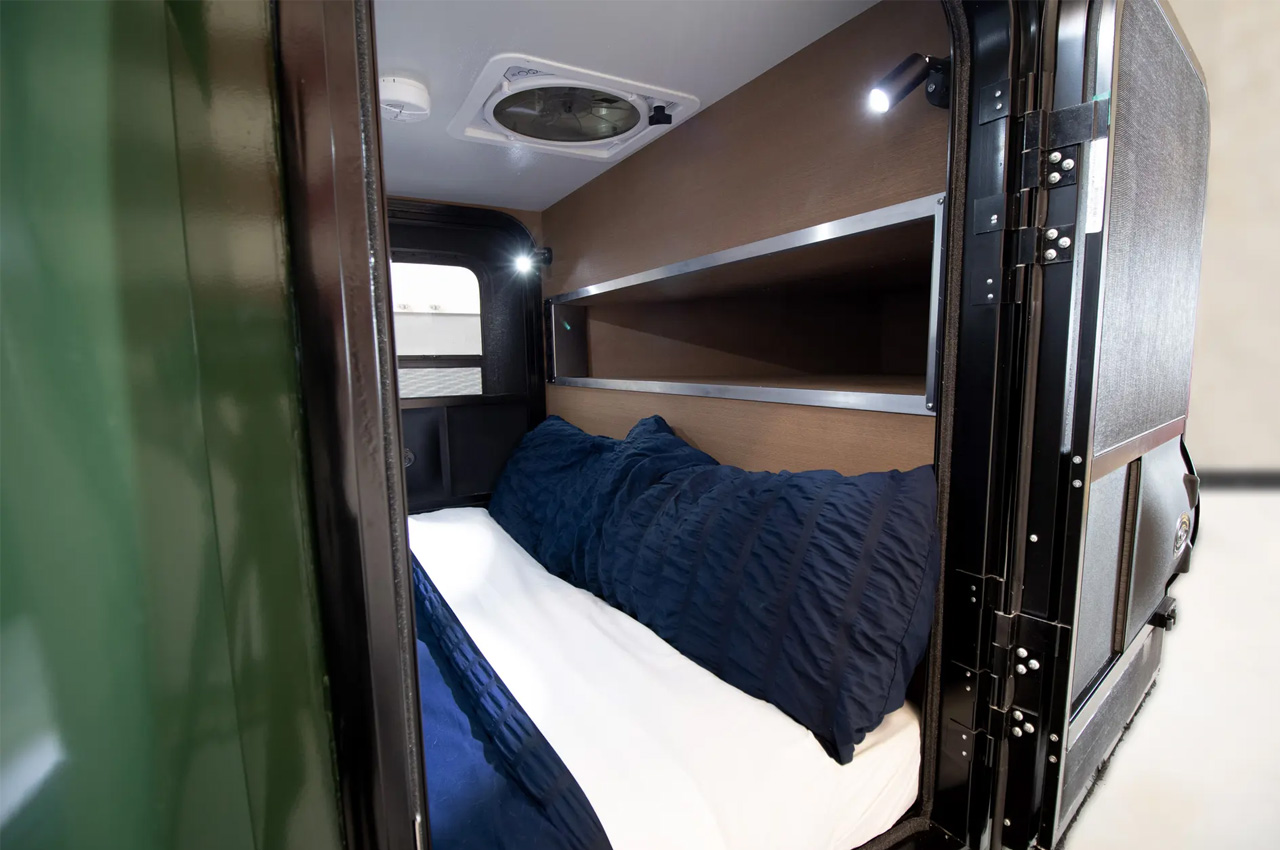 Touring car，Appearance design，Cool，trailer，