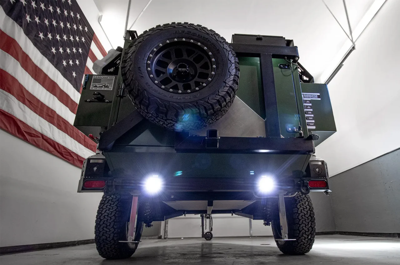 Touring car，Appearance design，Cool，trailer，