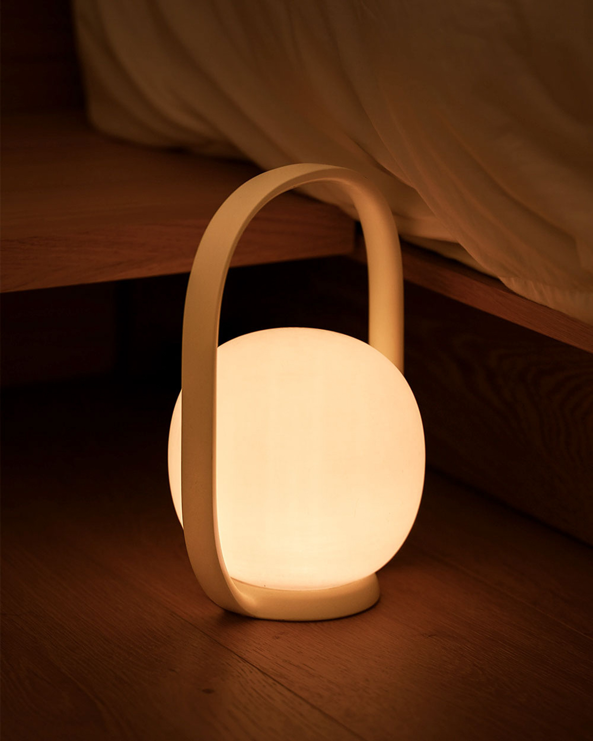 Portable lamp，Appearance design，product design，exquisite，