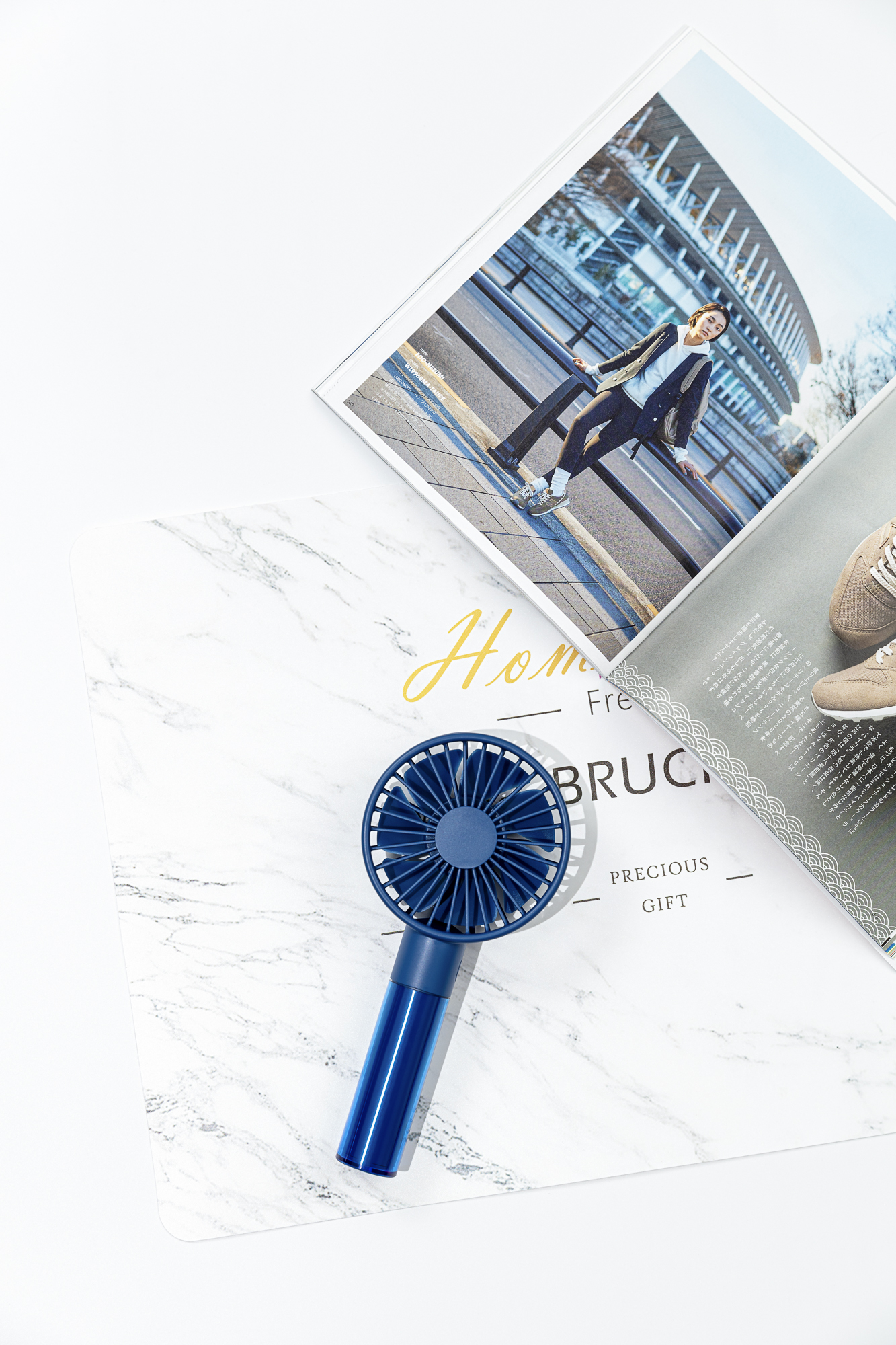 Live，hold，Fan，