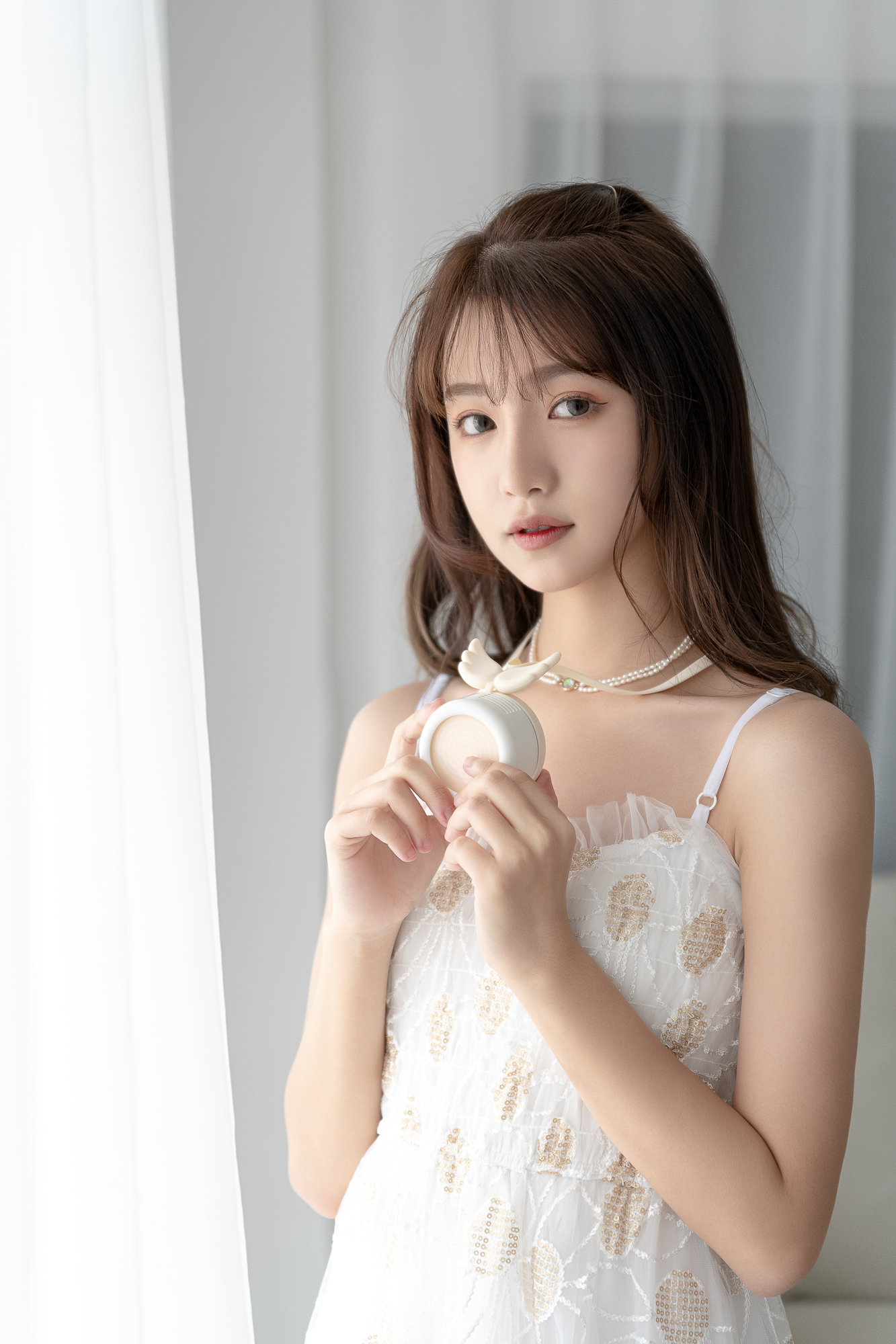 Live，halter ，Fan，