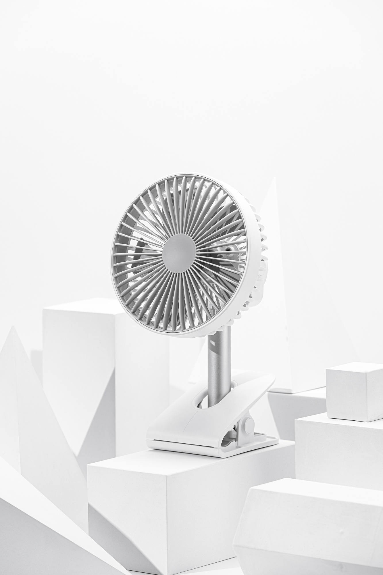 Several elements，Clip，Fan，