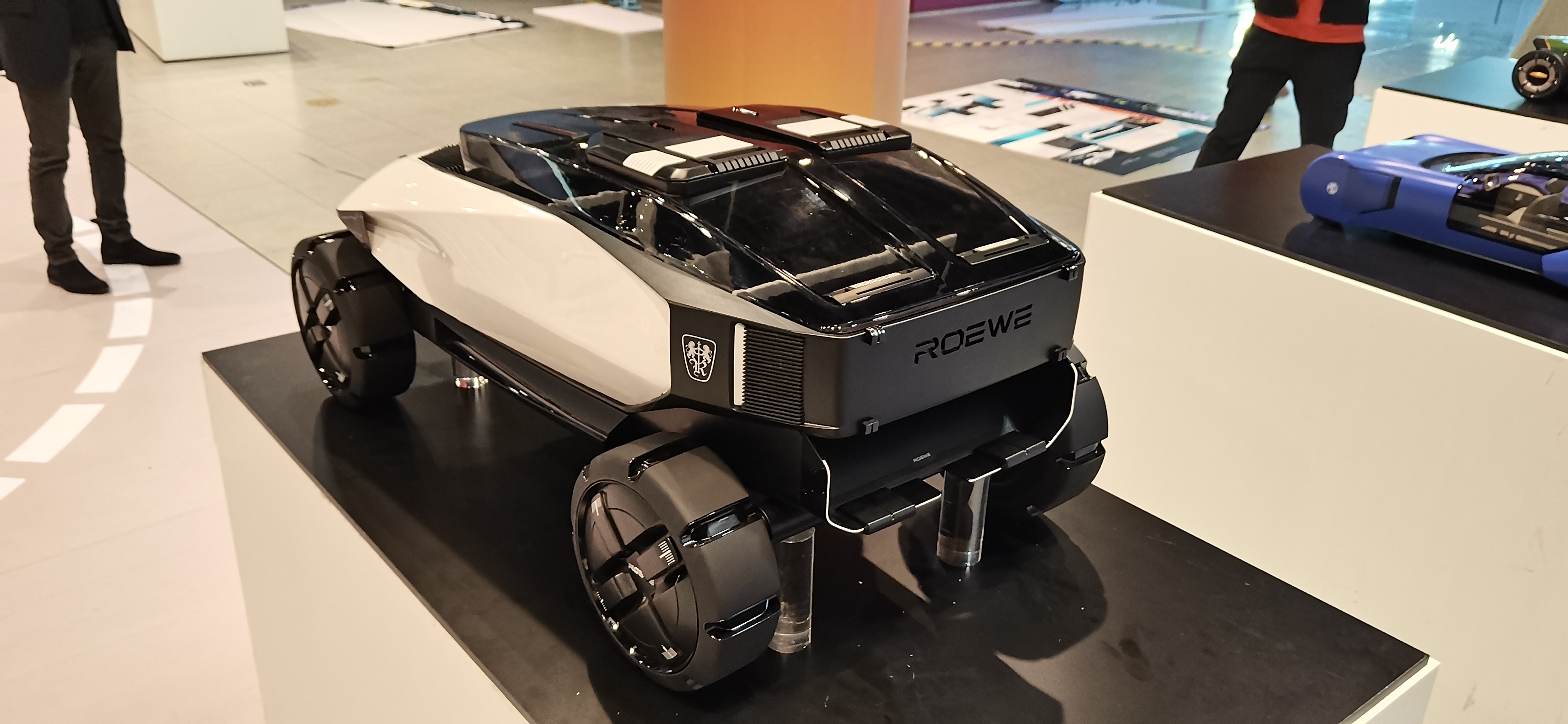 General ROEWE，Lu Xun Academy of Fine Arts，The 10th SAIC International Challenge，