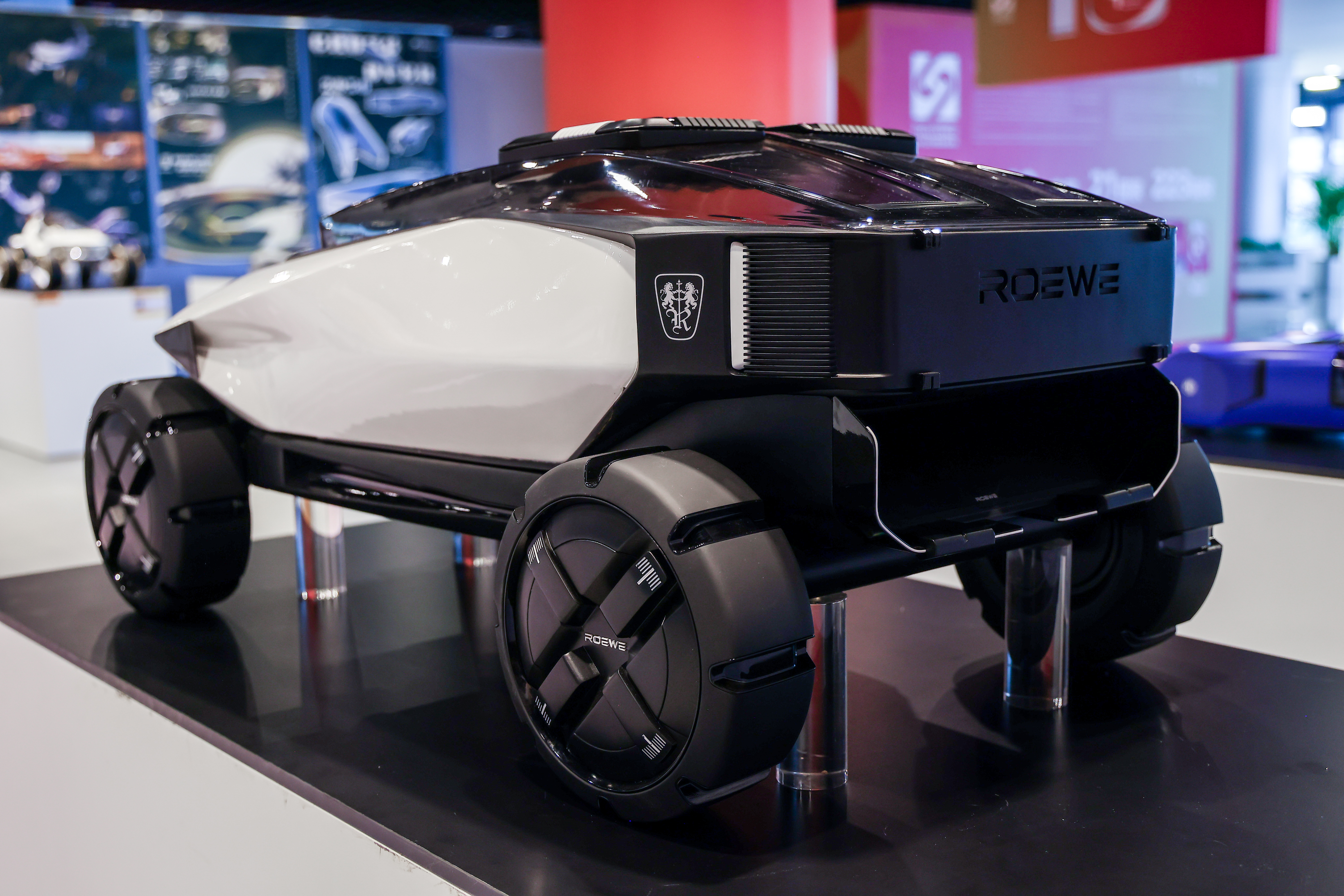 General ROEWE，Lu Xun Academy of Fine Arts，The 10th SAIC International Challenge，