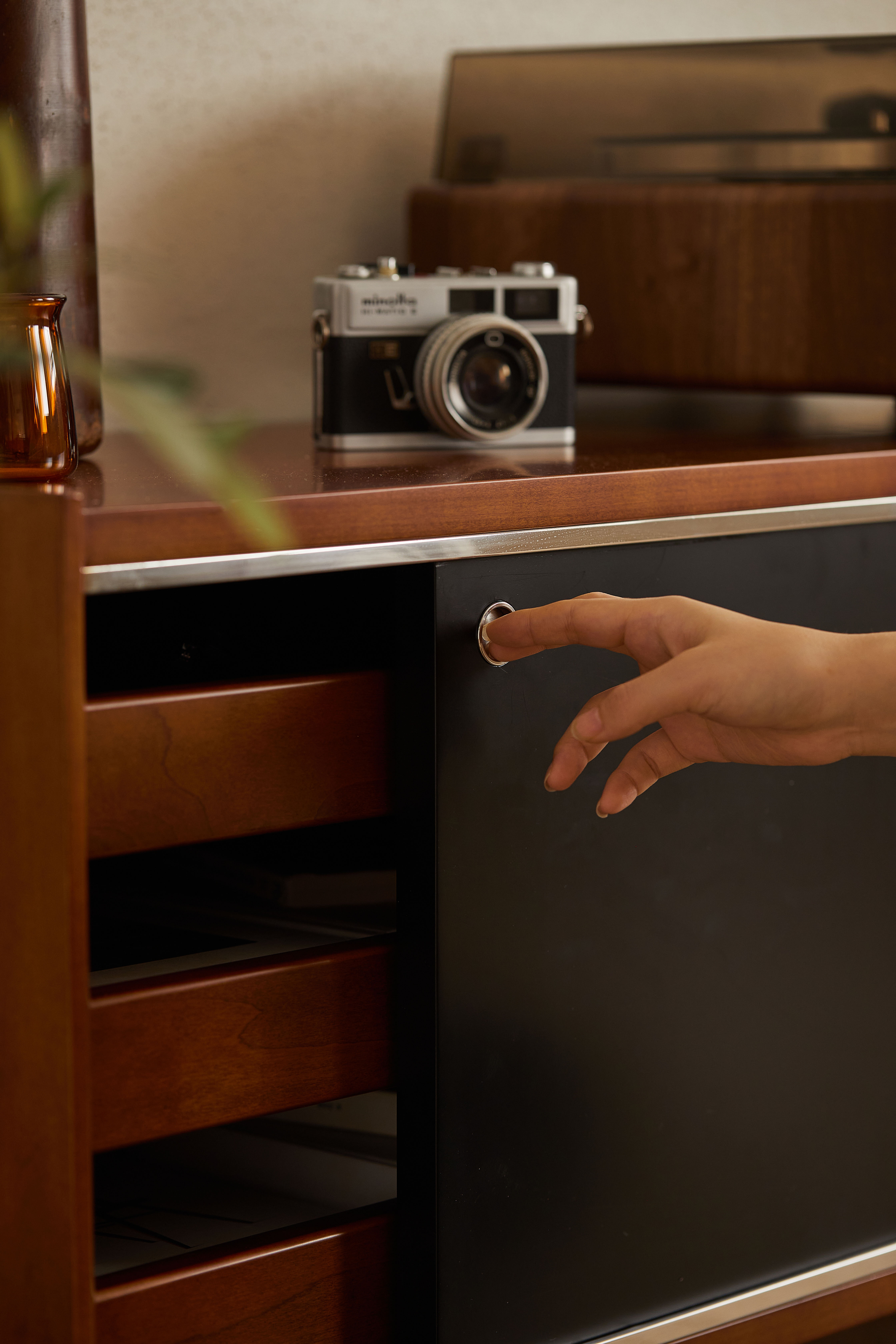 furniture design ，Original design，TV cabinet，Solid wood furniture，Retro furniture，Retro Design ，