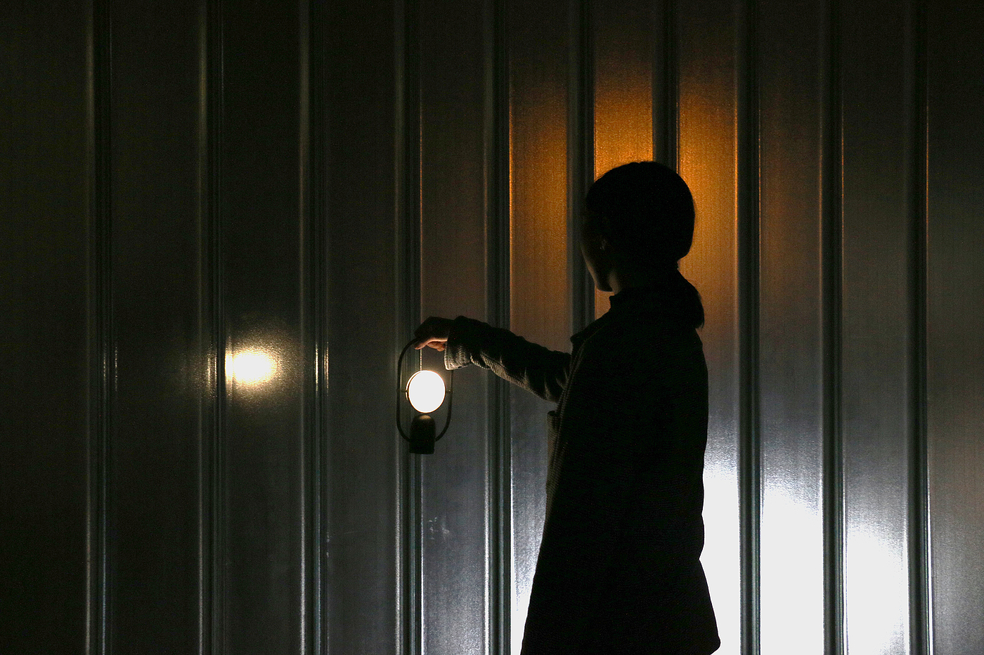 product design，black，lamps and lanterns，LO LAMP，
