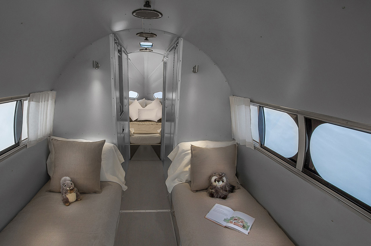 Touring car，Automobile design，product design，travel，vehicle，RV design，BOWLUS HERITAGE，