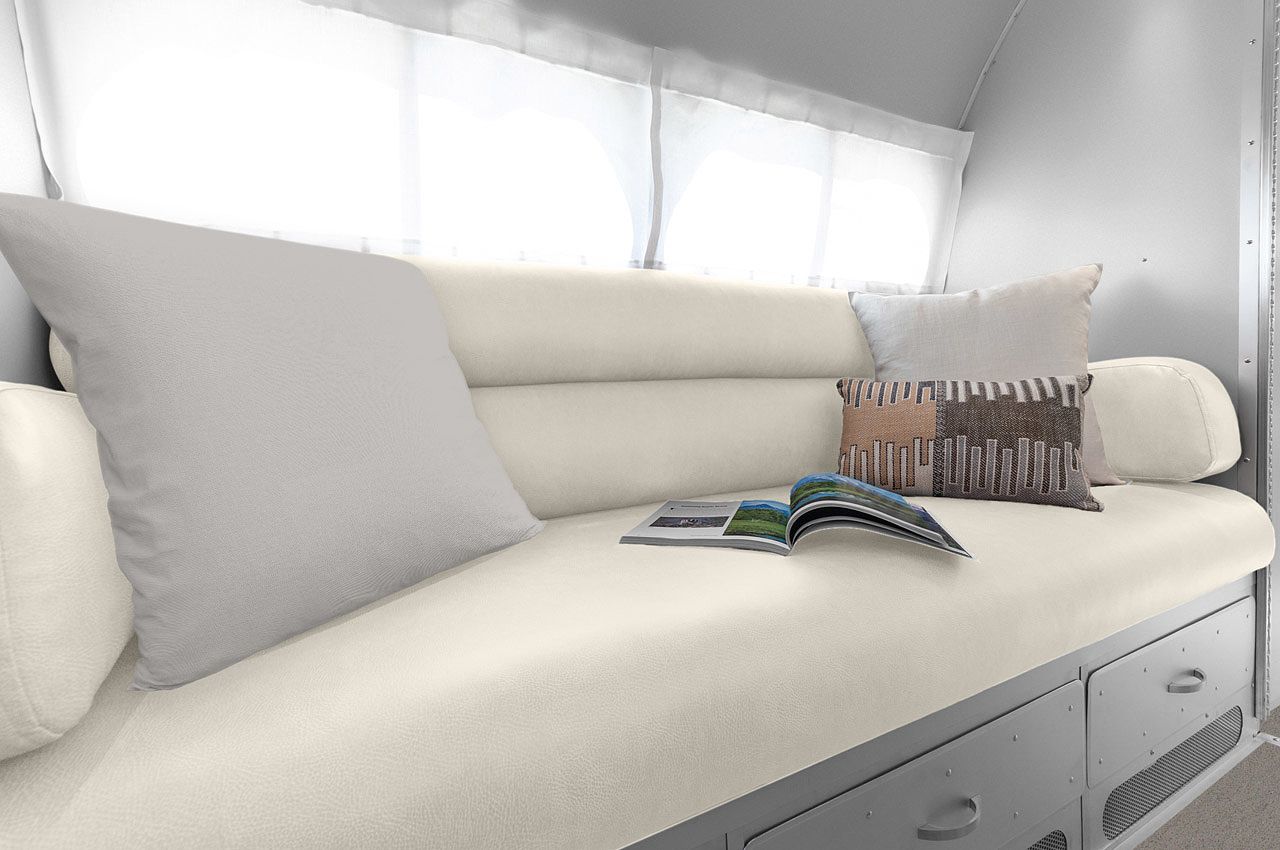 Touring car，Automobile design，product design，travel，vehicle，RV design，BOWLUS HERITAGE，