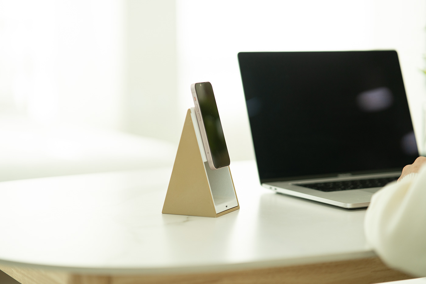 product design，Appearance design，wireless charger ，