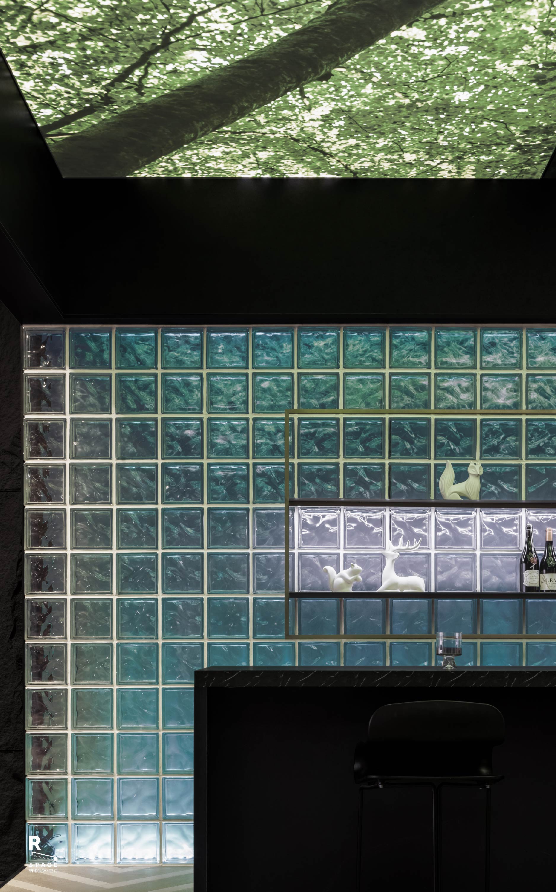 Red design，Jiusheng floor，Jiusheng，Life aesthetics，