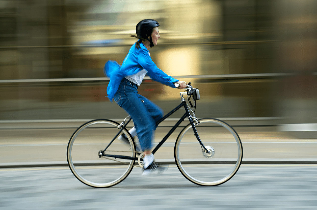 电动自行车，外观设计，产品设计，小巧，科技产品，