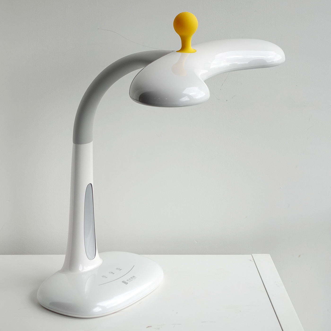 lamps and lanterns，industrial design，product design，Desk lamp，