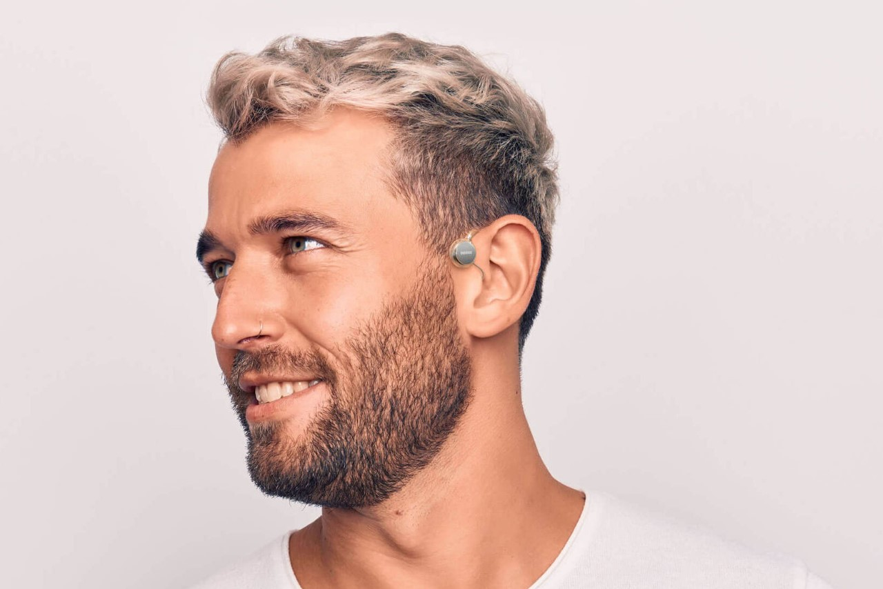 deaf-aid，Appearance design，product design，delicate，