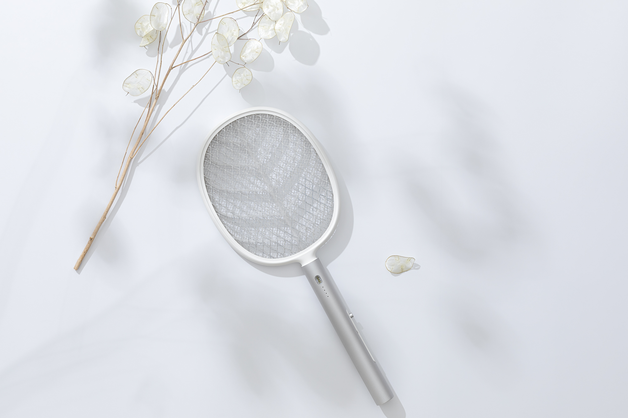 Electric mosquito racket，