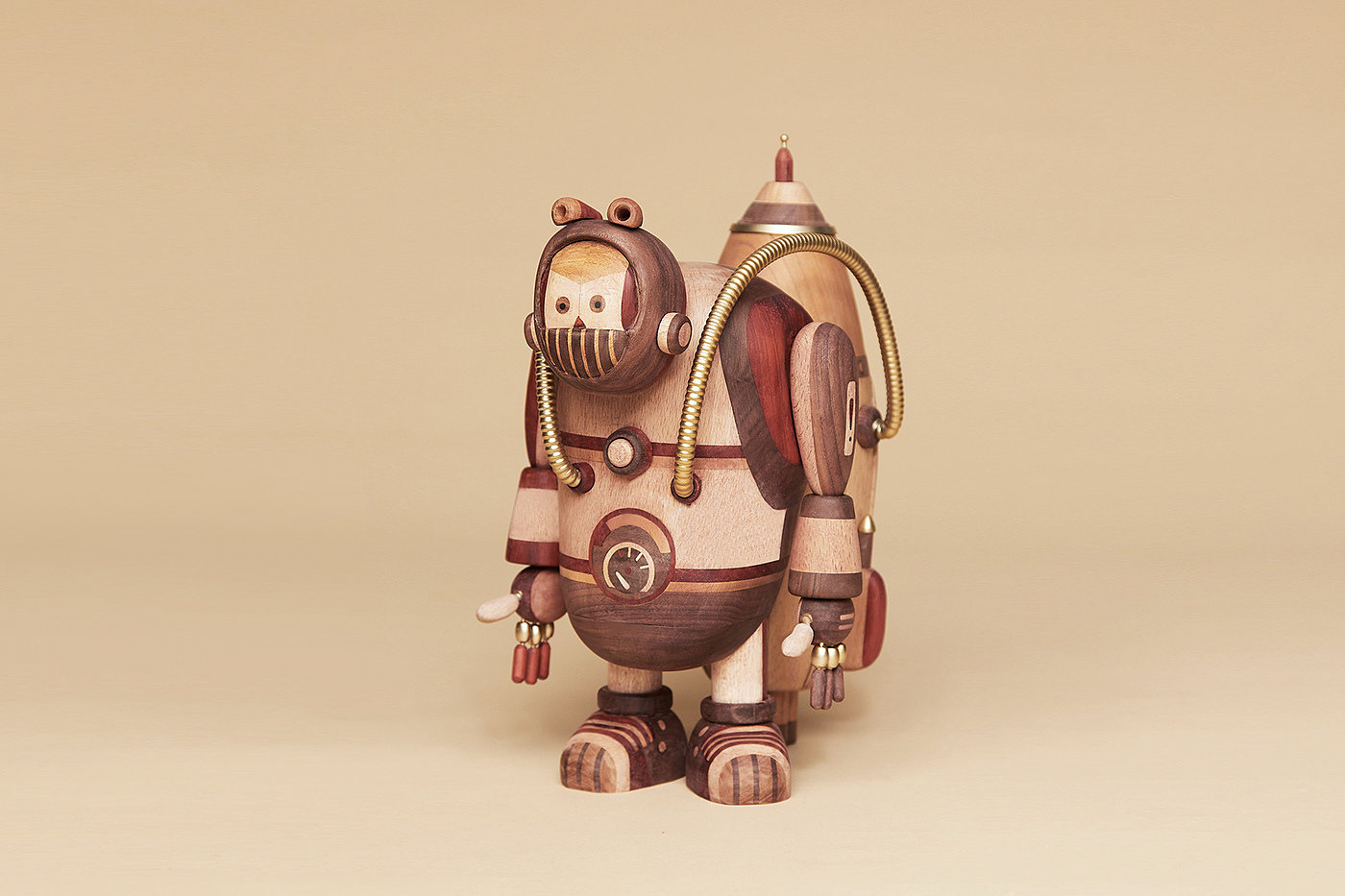 workmanship，wood，robot，Outside Robot，Toy design，Toys，