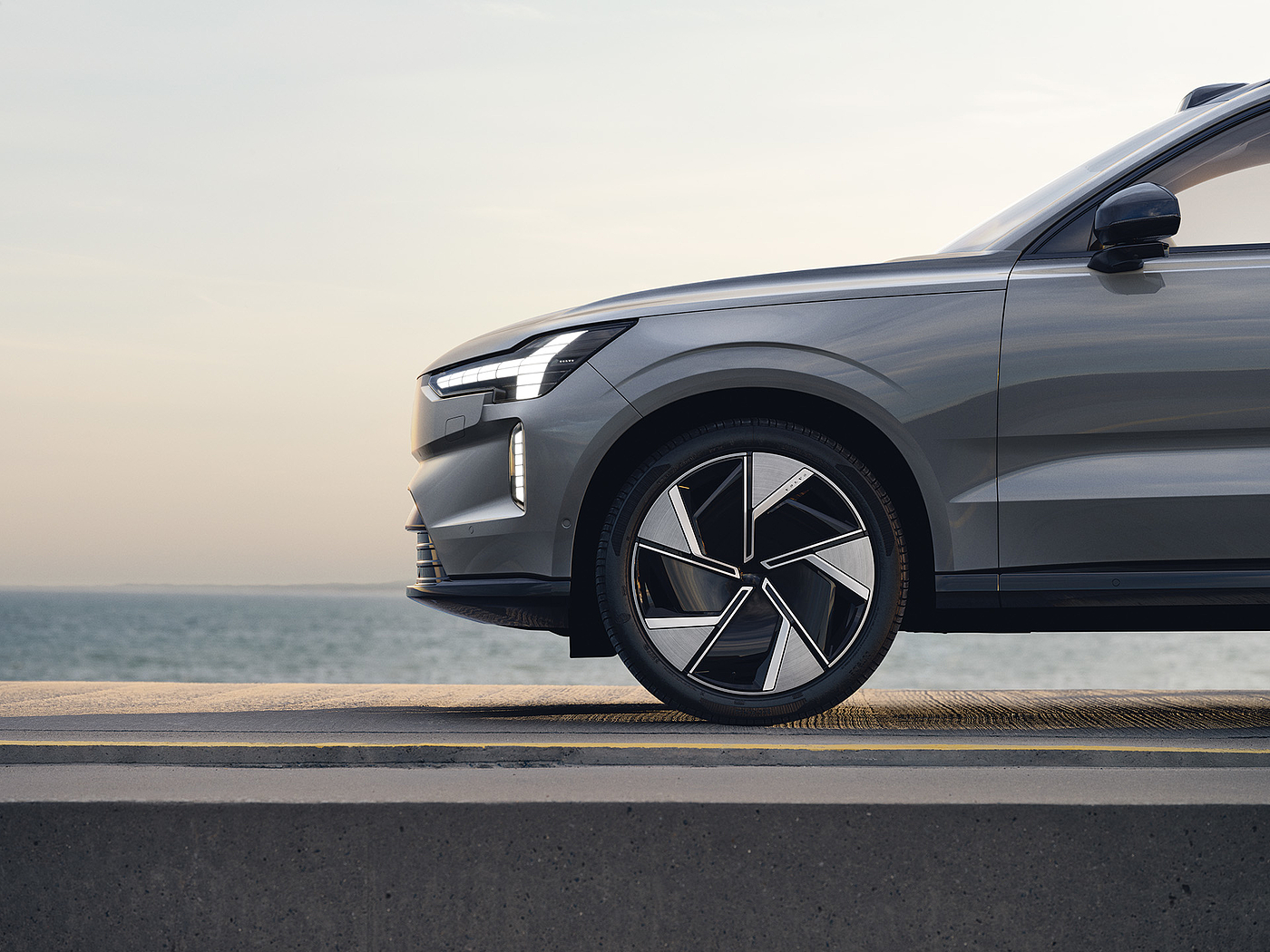 Volvo，suv，cgi，