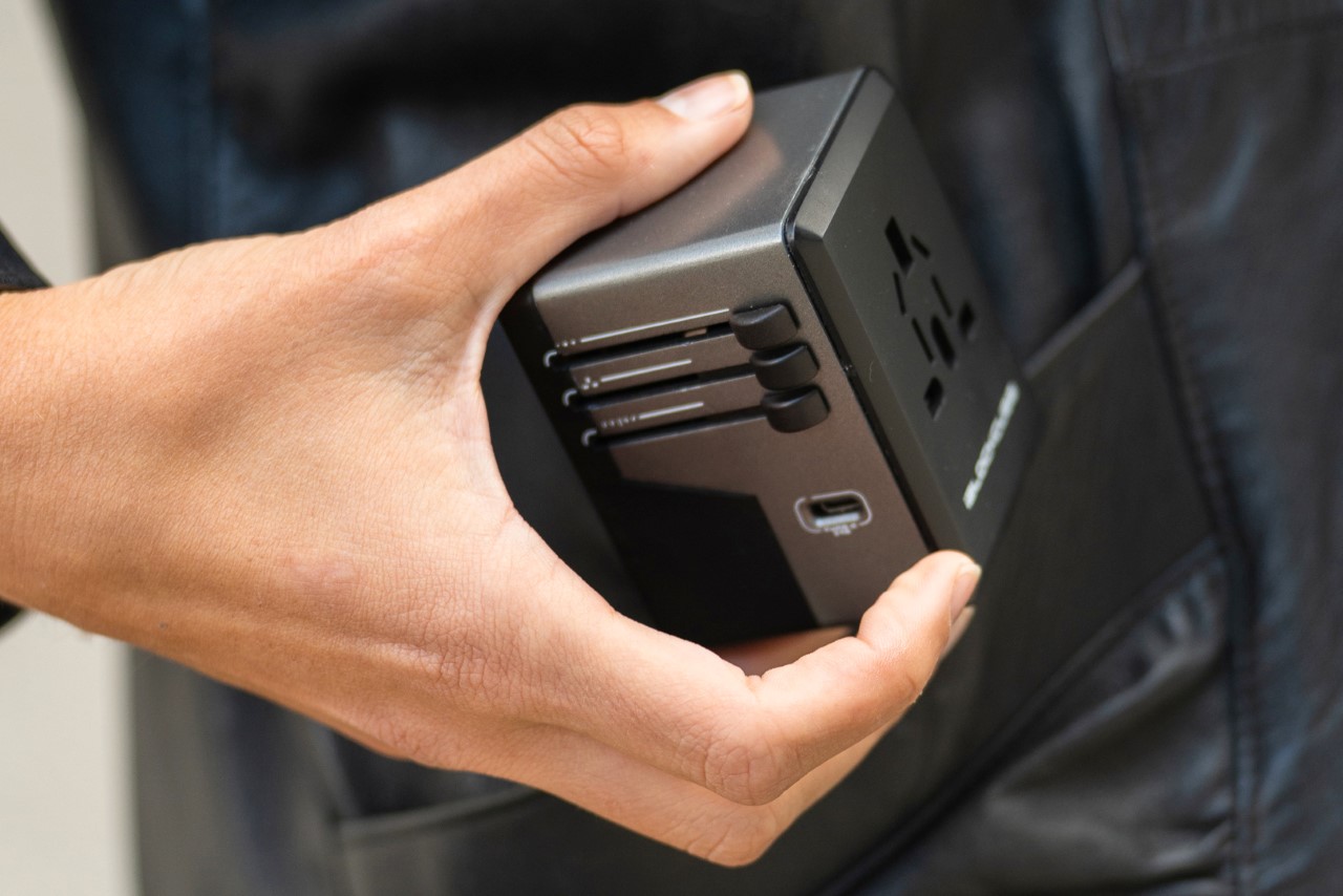 Charger，Swift，electronic product，Electronic accessories，