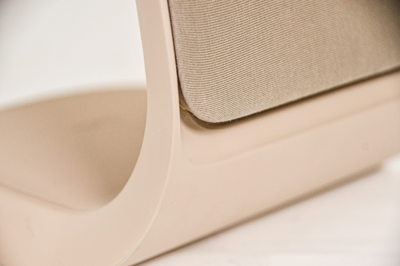 chair，Appearance design，delicate，speaker，