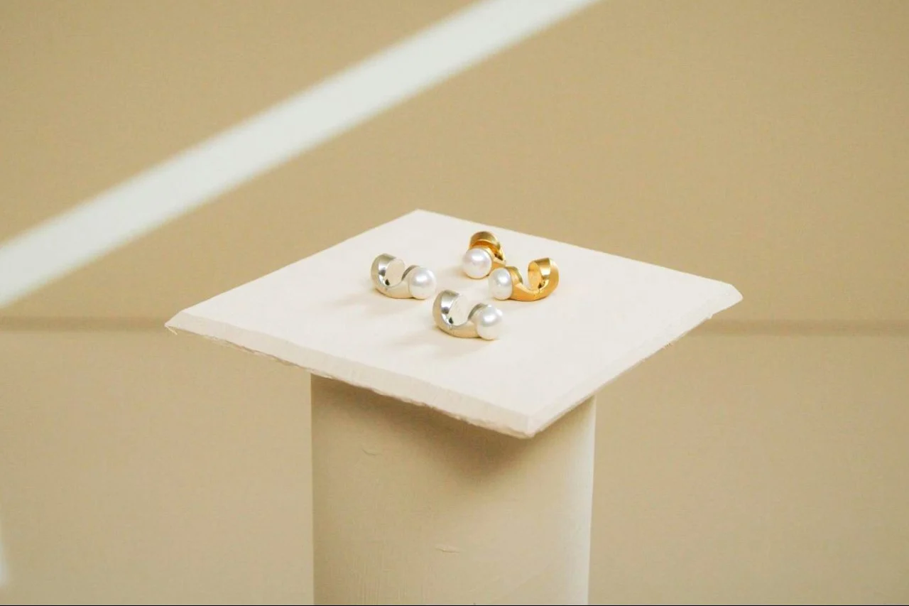 Earrings，Earplugs，fashion，Appearance design，delicate，