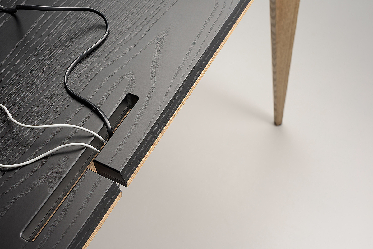 Table，Office supplies slot，Place electronic equipment in the opening，Cutting device centralized wire and cable，ollly，