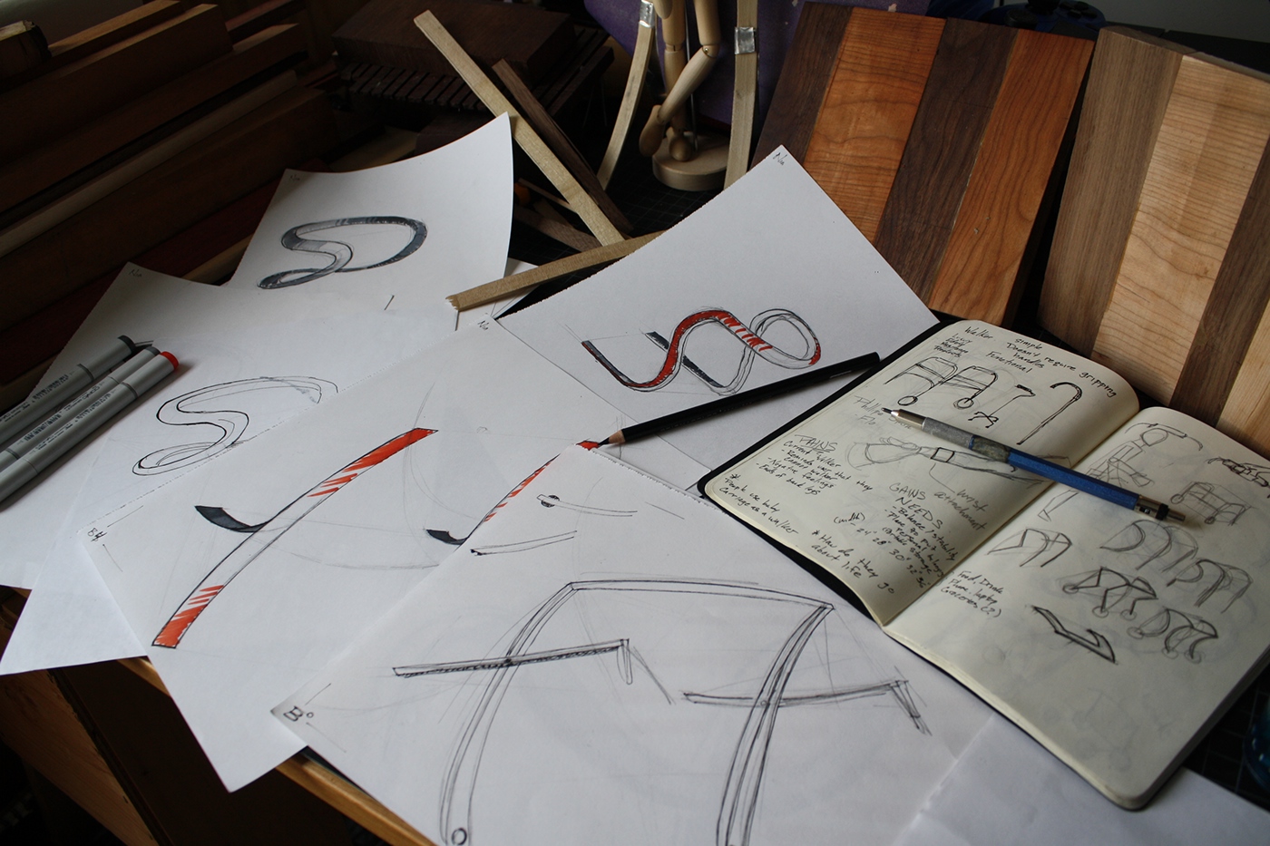 Walker，bend，aged，