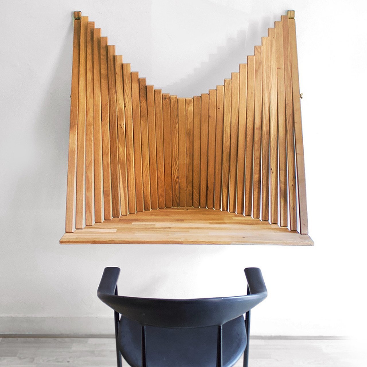 Robert van Embricq，FLOW WALL DESK，Minimalism，sustainable，product design，furniture design ，