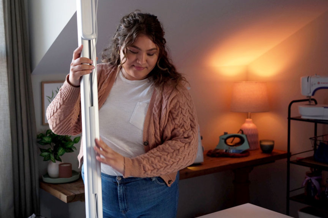 clothing design，Projective lamp，Sewing machine，