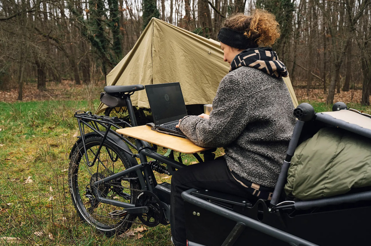 Electric bicycle，sleep，camping，