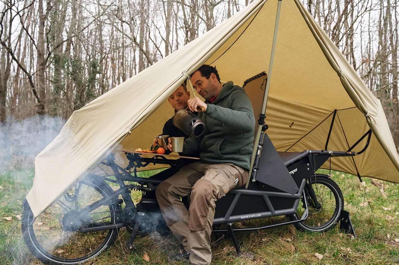 Electric bicycle，sleep，camping，