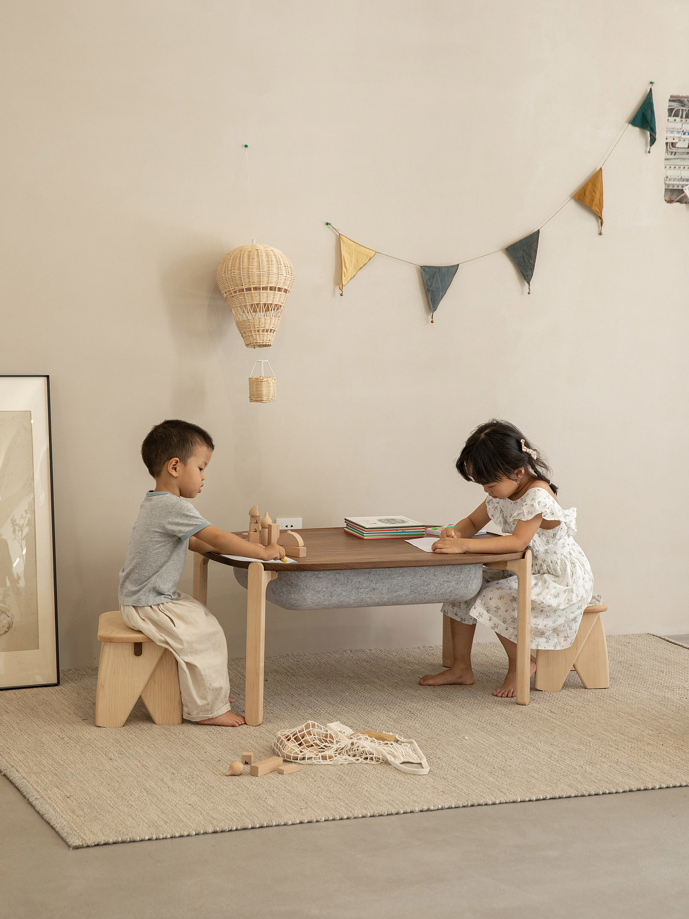 Children's furniture，Solid wood furniture，Original design，furniture design ，Children's table，stool，