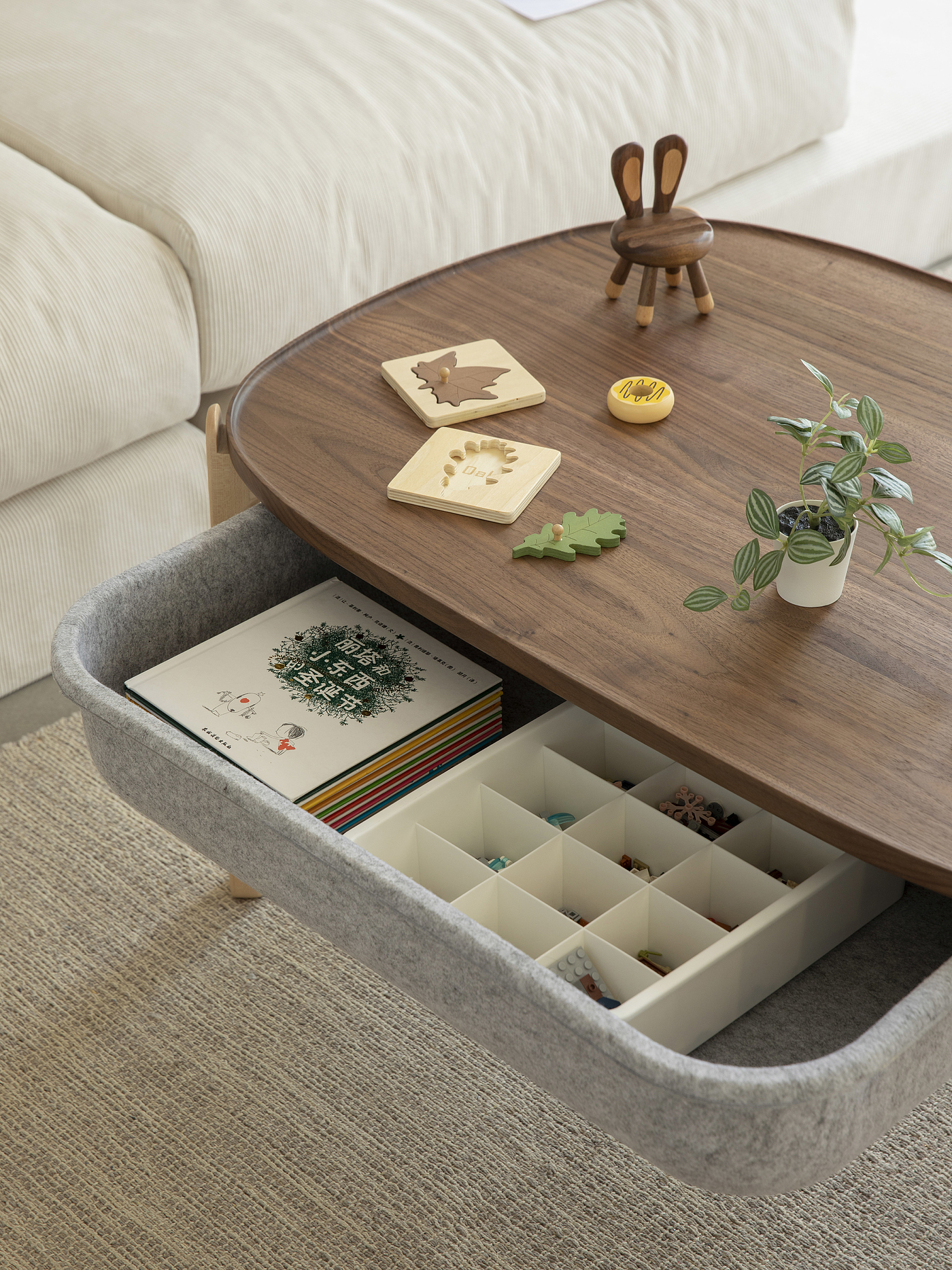 Children's furniture，Solid wood furniture，Original design，furniture design ，Children's table，stool，