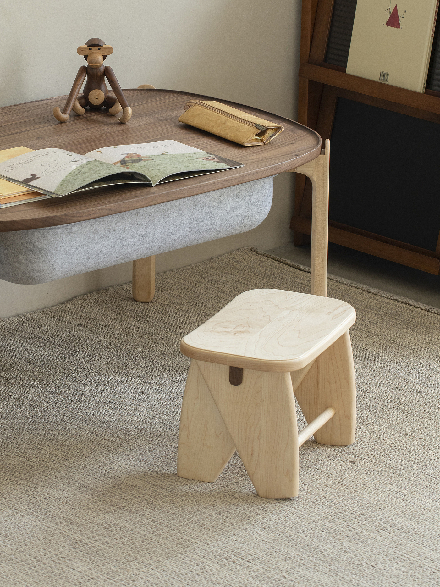 Children's furniture，Solid wood furniture，Original design，furniture design ，Children's table，stool，