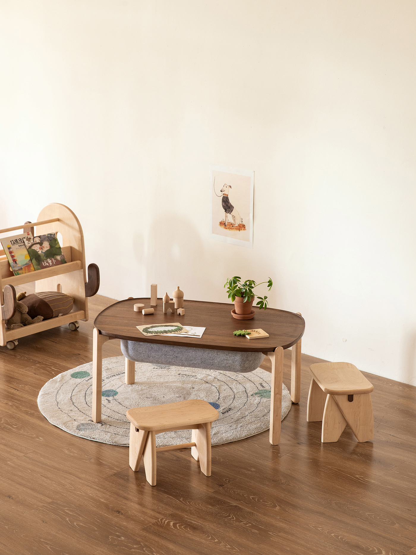 儿童家具，实木家具，原创设计，家具设计，儿童桌，凳子，