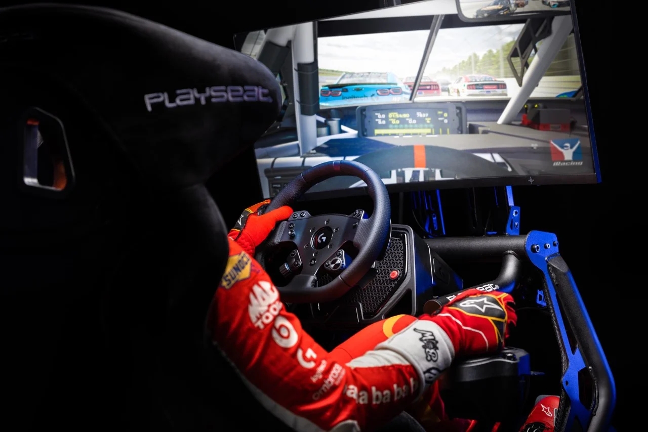 Logitech，game，chair，