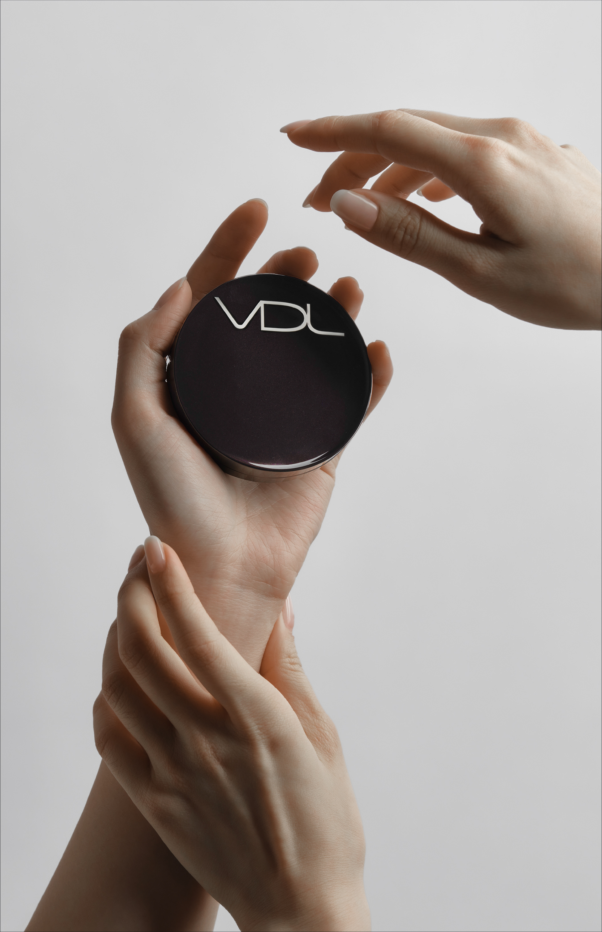 VDL liquid foundation，container，air cushion，
