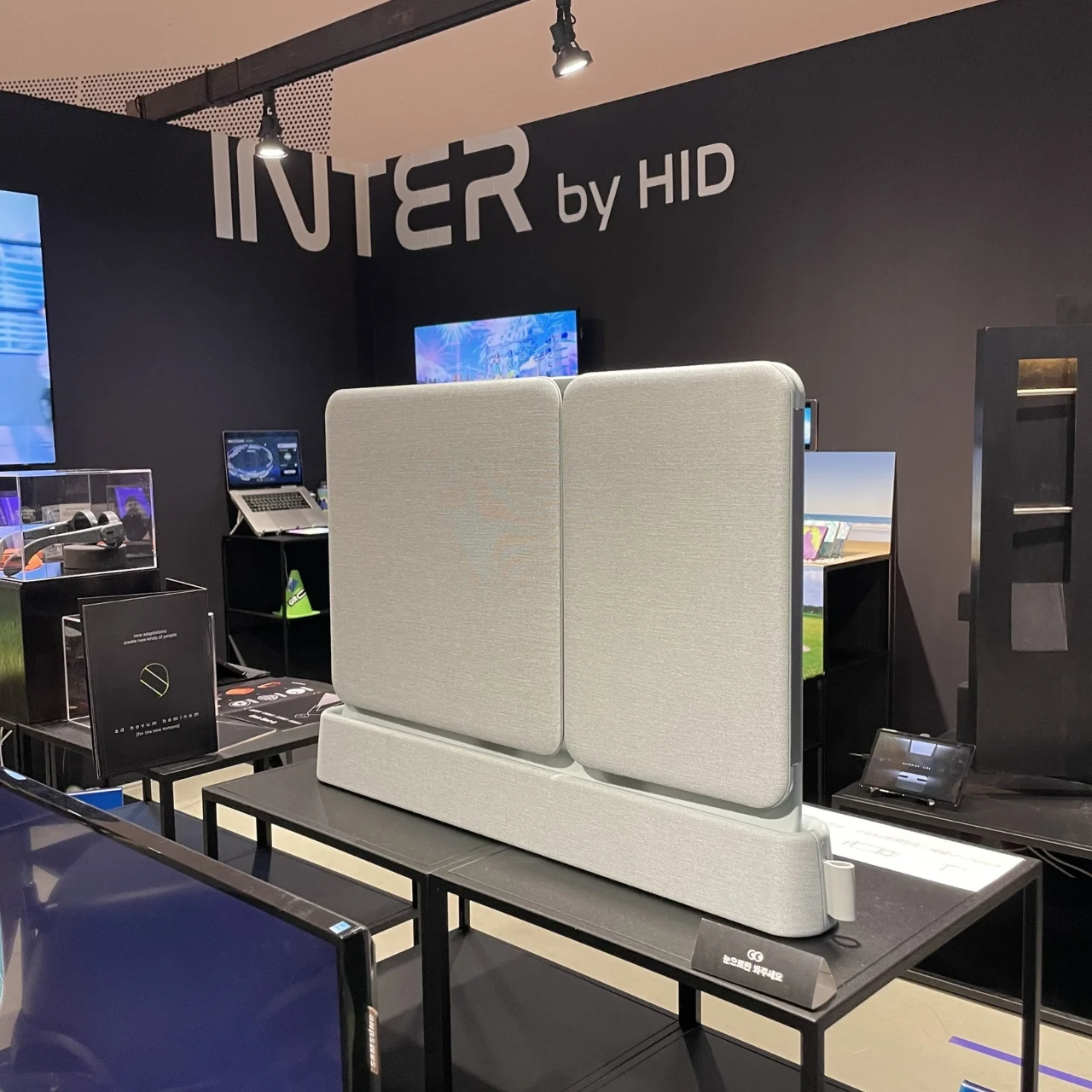 intelligence，monitor，Appearance design，delicate，product design，