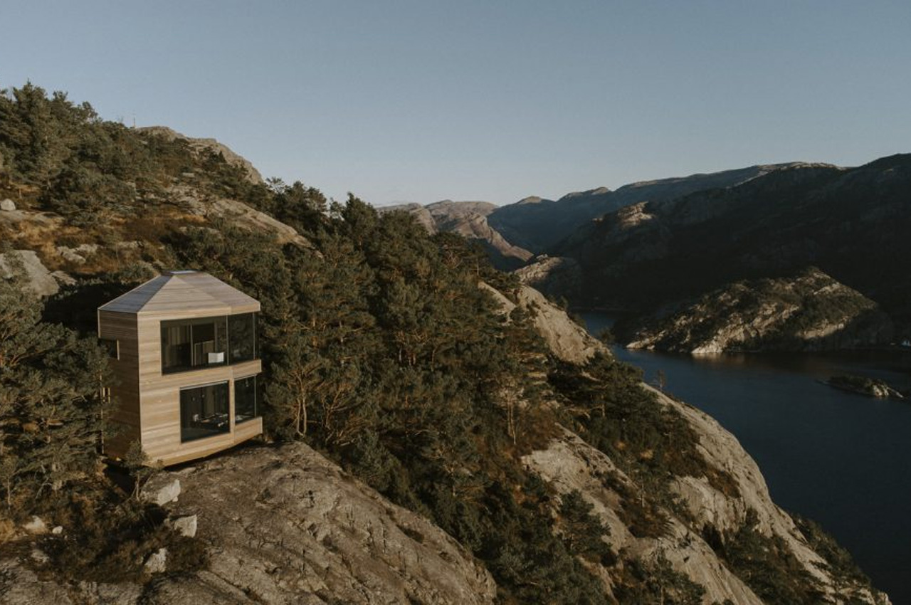 Cedar Cottage，Norway，Steep cliff，