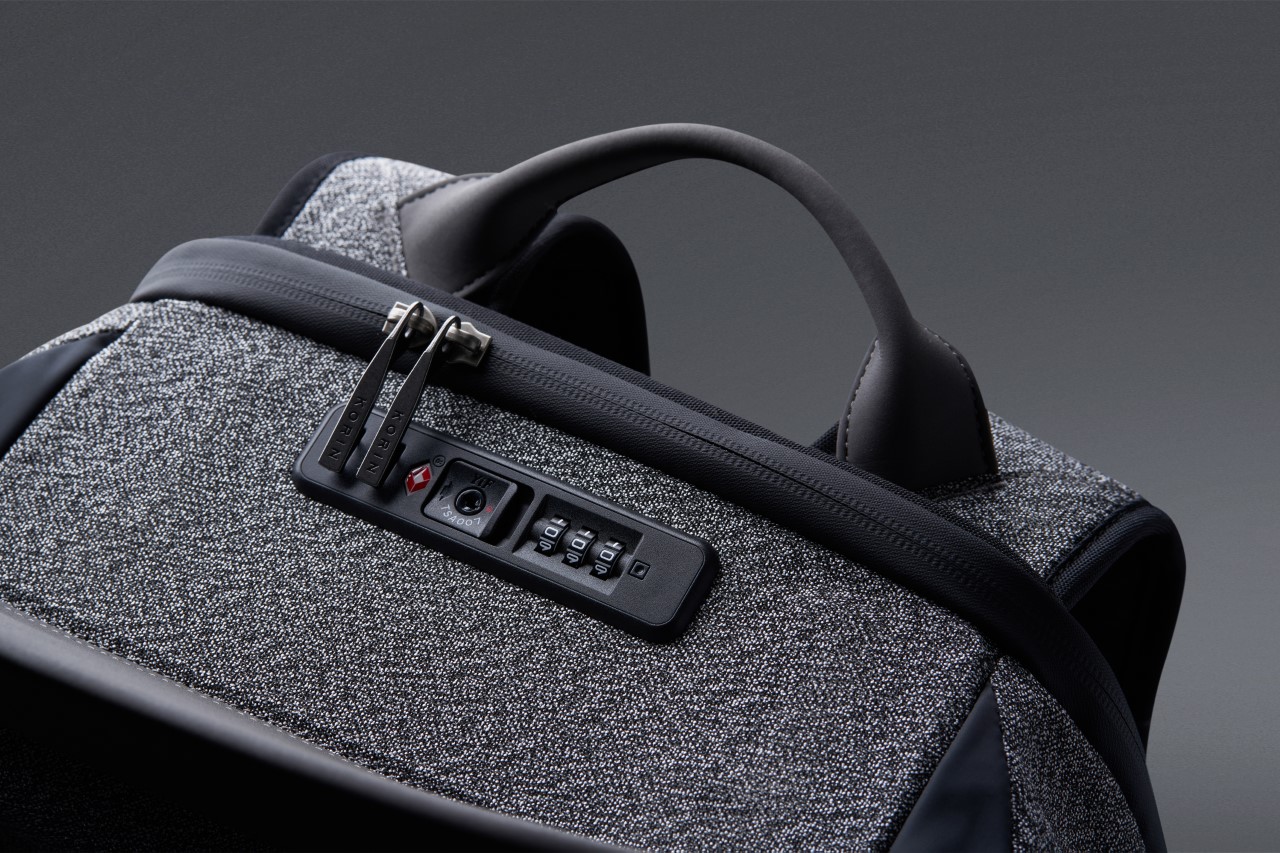 CORIN，knapsack，Outdoor equipment，a bag，