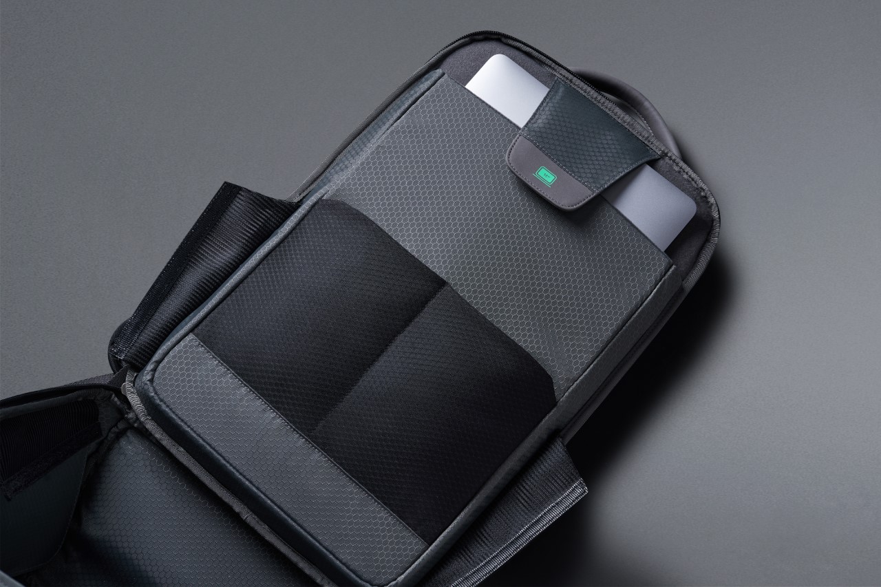 CORIN，knapsack，Outdoor equipment，a bag，