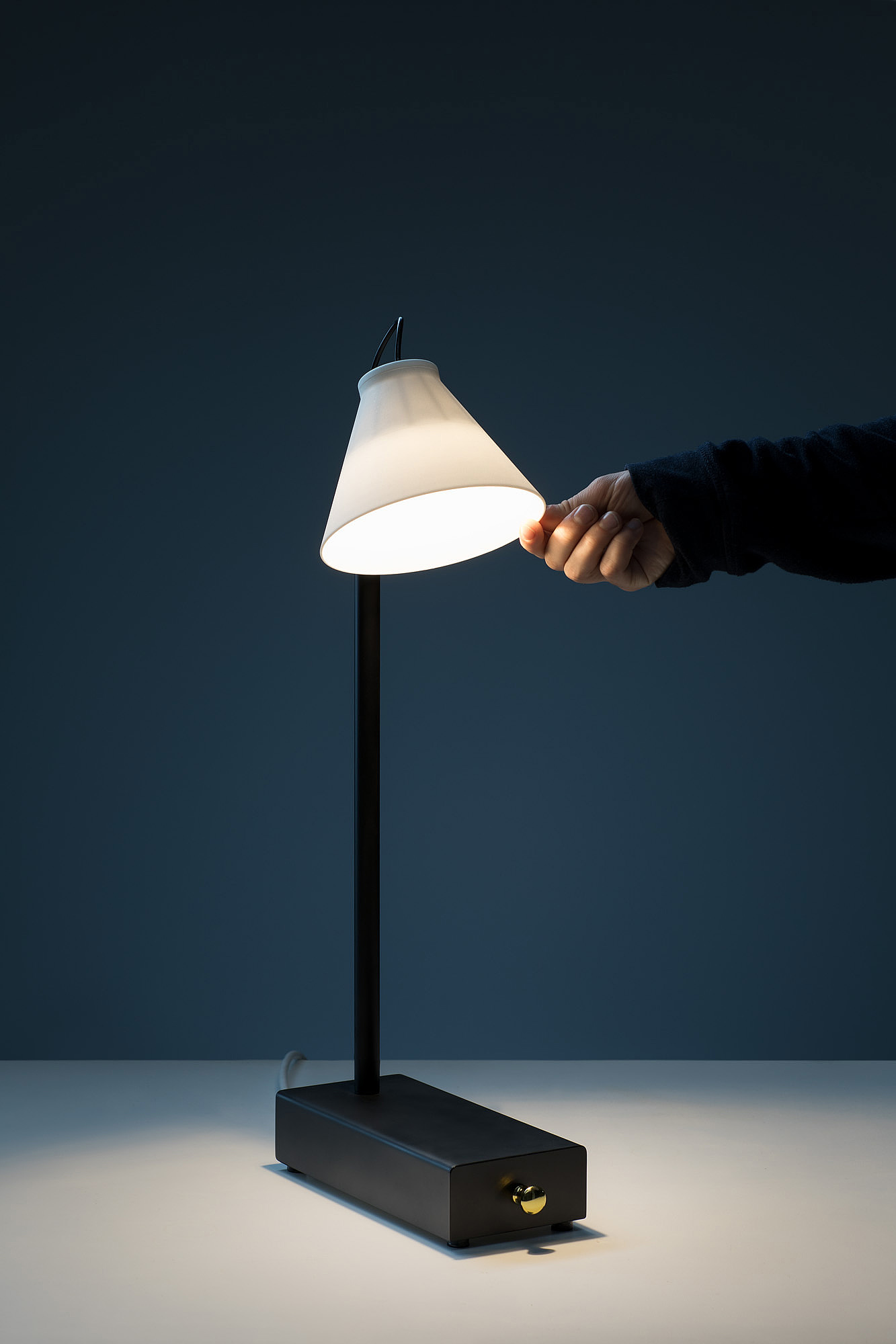 Offline Lamp，台灯，工业设计，产品设计，