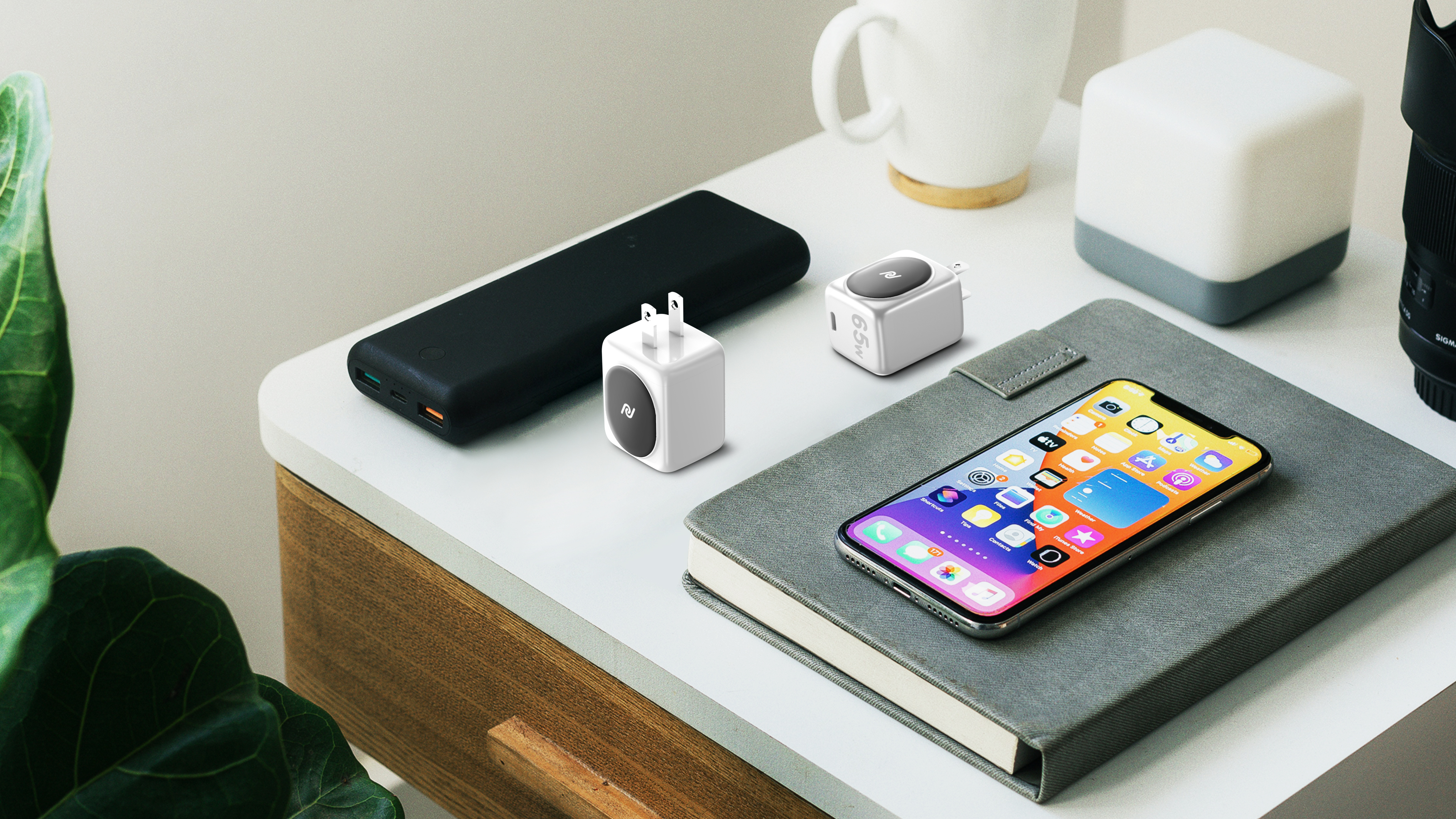 Charger，Fast charging，Electronic equipment，product design，Rococo，