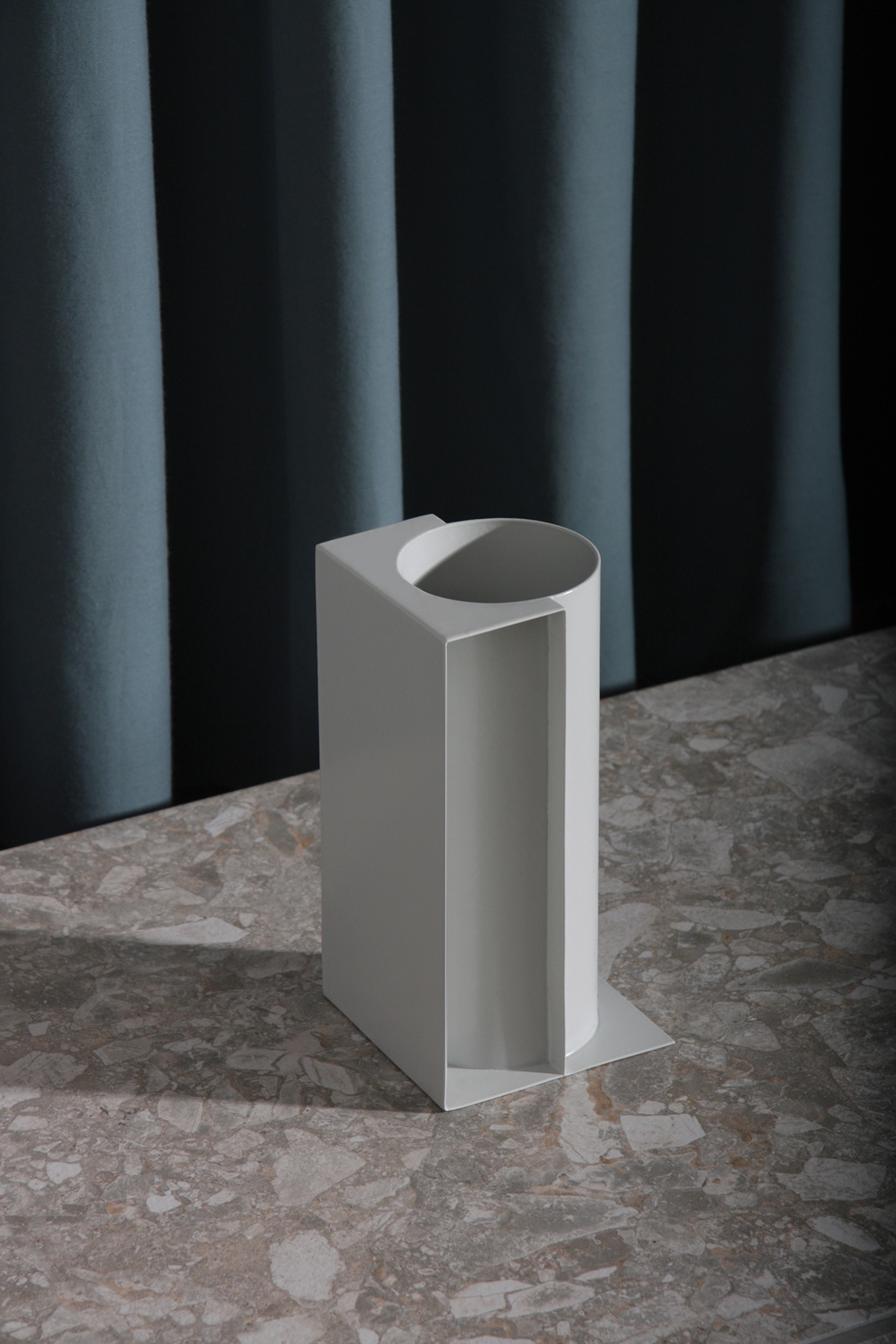 Desktop supplies，Receive，Flowerpot，product design，multi-function，