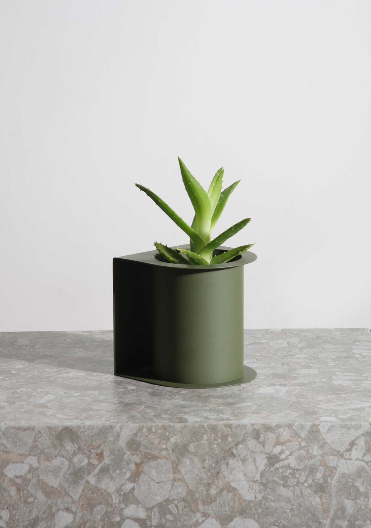 Desktop supplies，Receive，Flowerpot，product design，multi-function，