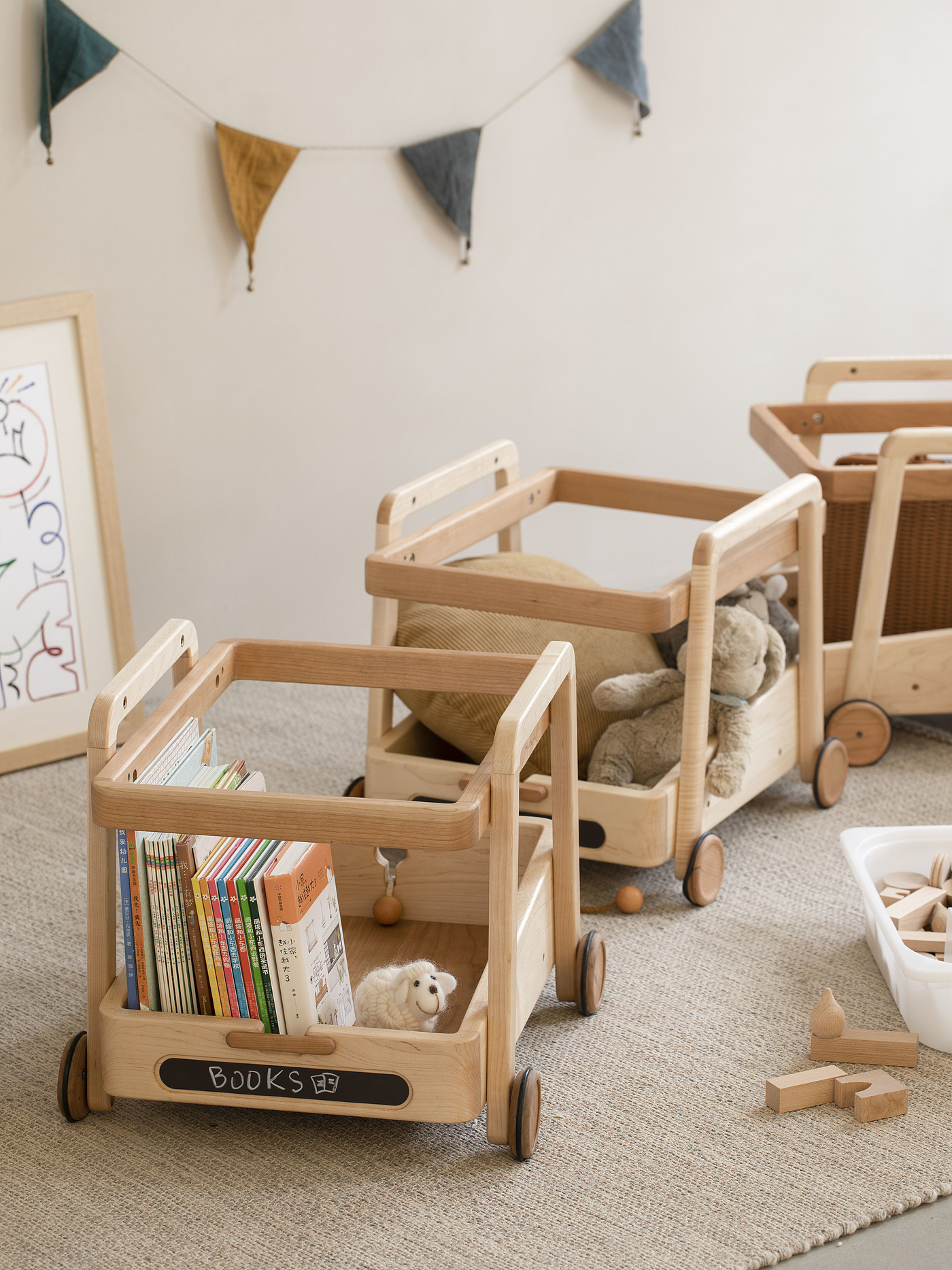Children's furniture，Solid wood furniture，Original design，furniture design ，Trolley，Storage rack，bookshelf，Toy rack，