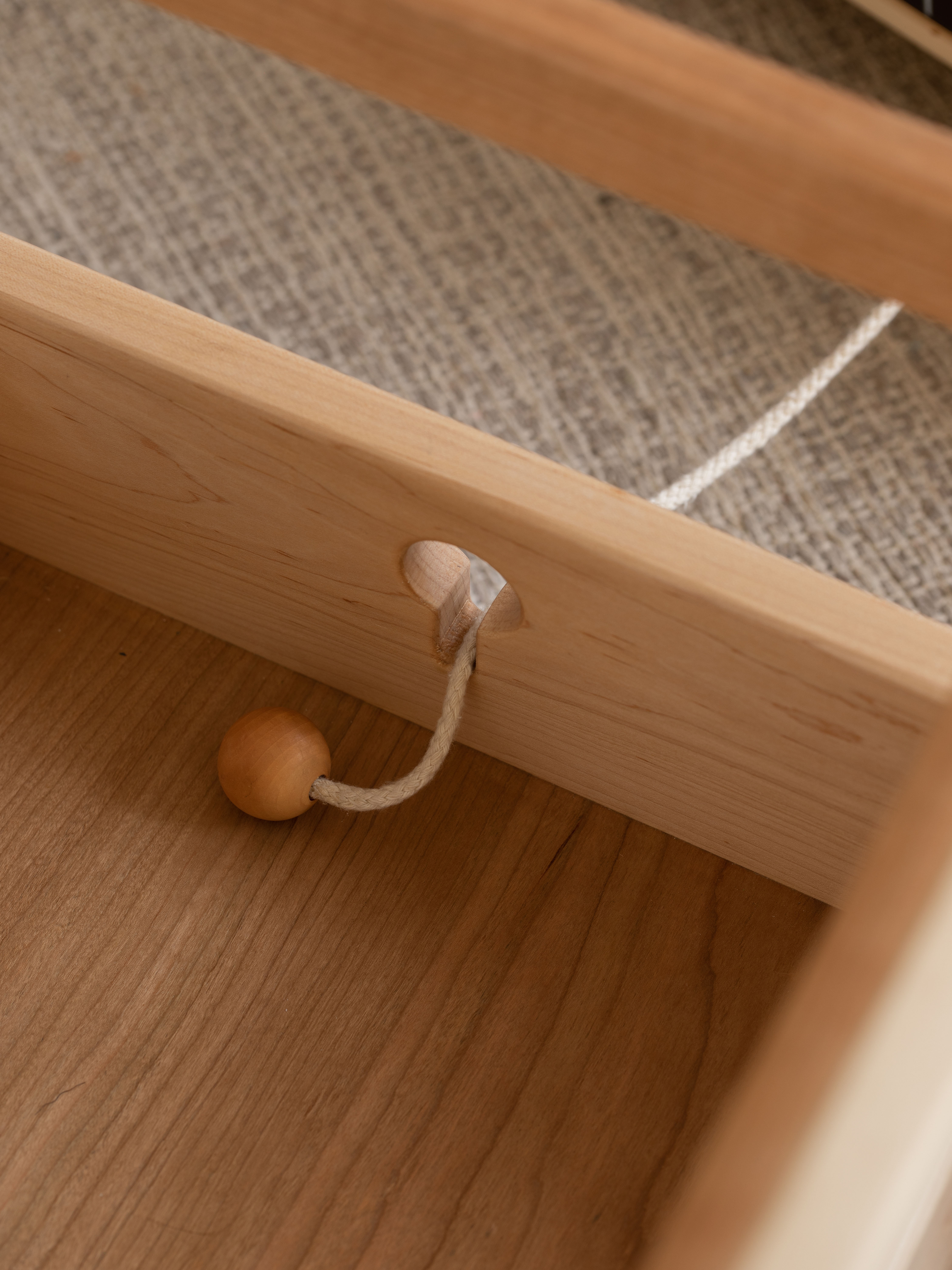 Children's furniture，Solid wood furniture，Original design，furniture design ，Trolley，Storage rack，bookshelf，Toy rack，