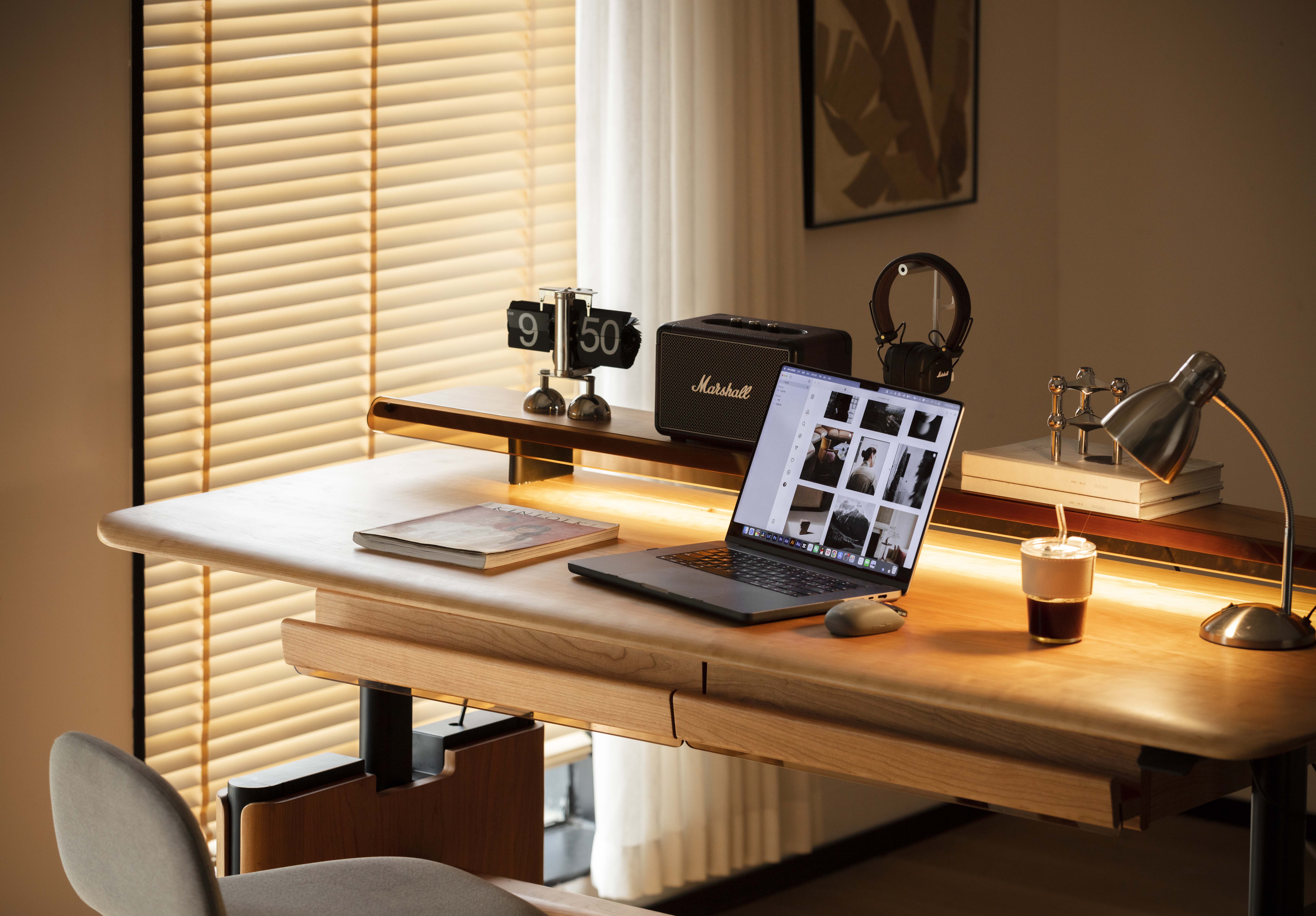 furniture design ，Solid wood furniture，Original design，desk，Desk design，